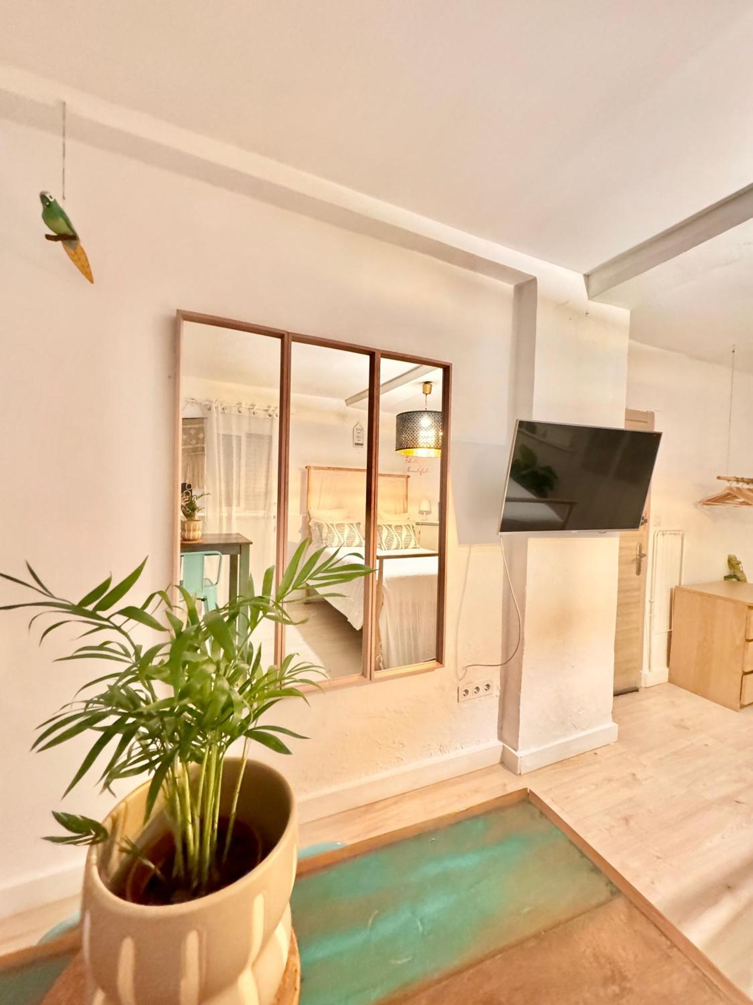 Cosy +netflix+24h Entry+silent Air Conditionning Málaga