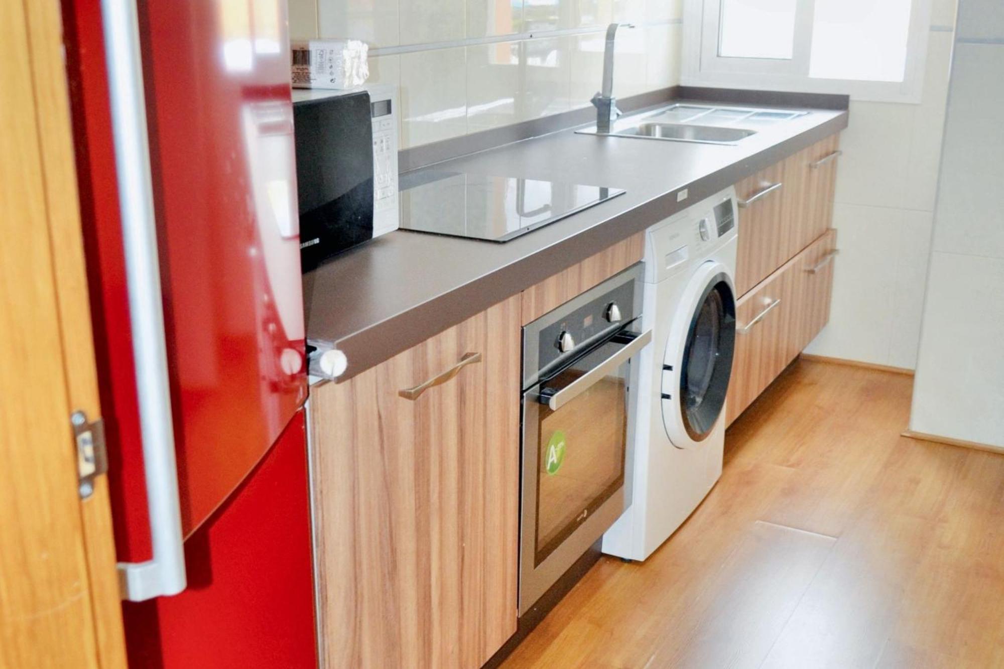 Modern 80 M² + Balcony * Malaga
