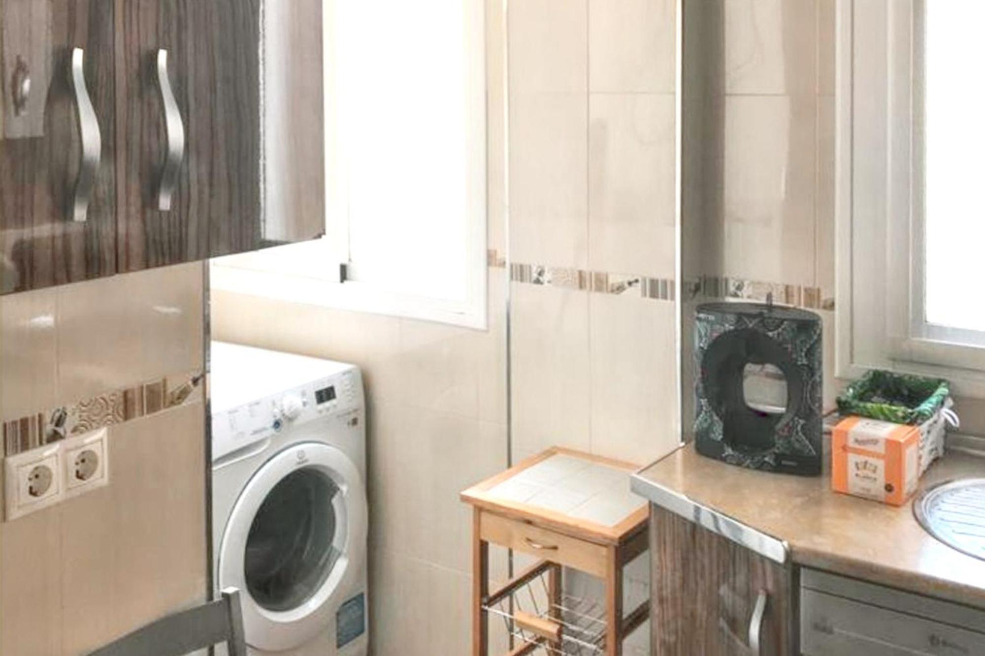 Comfortable In With Balcony And View 81 M²