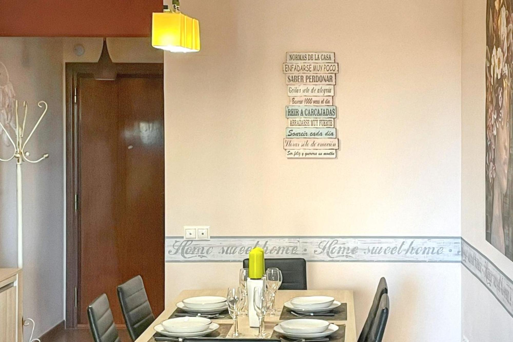 Apartamento Comfortable In With Balcony And View 81 M² *
