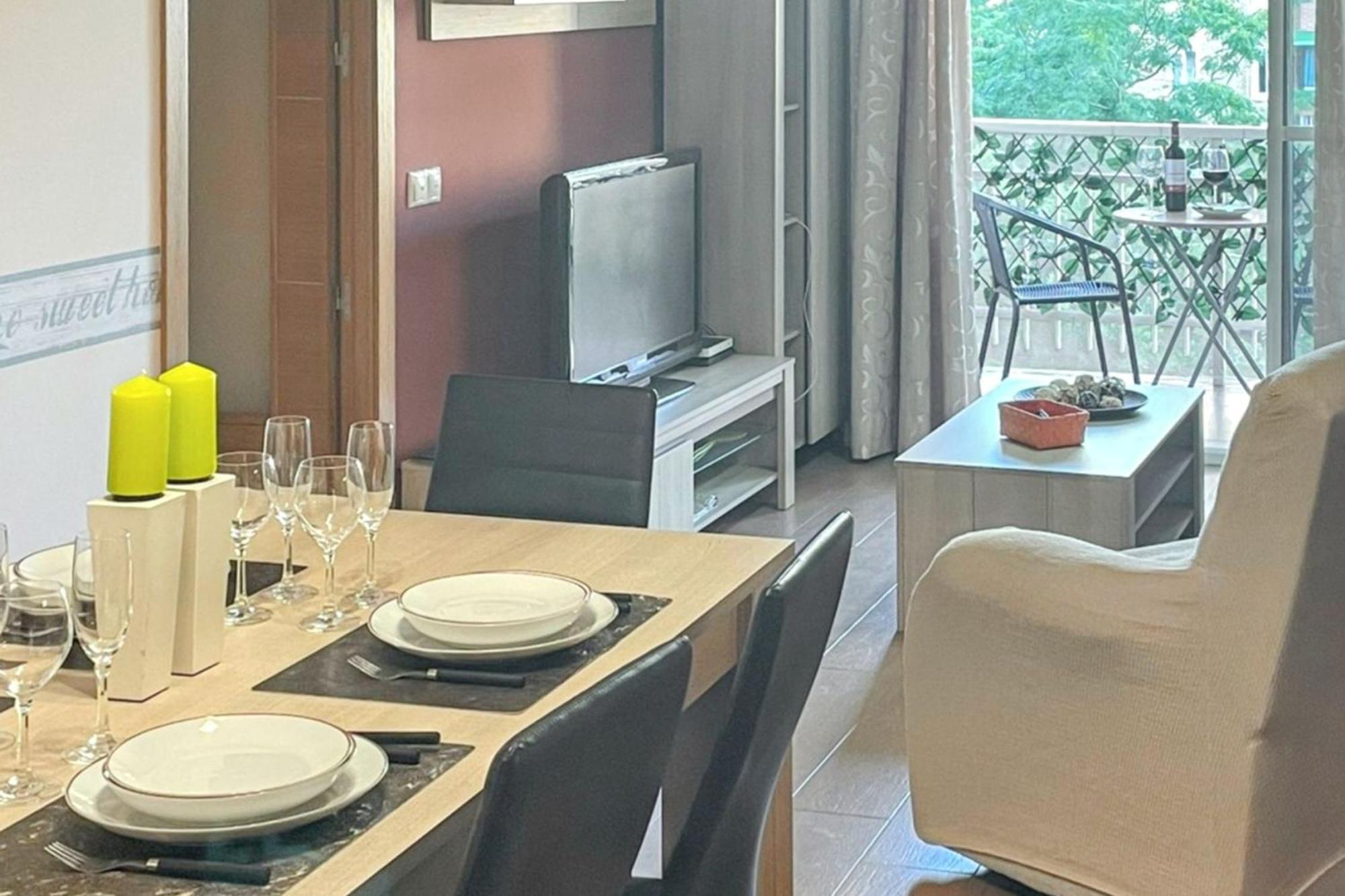 Apartamento Comfortable In With Balcony And View 81 M² Málaga