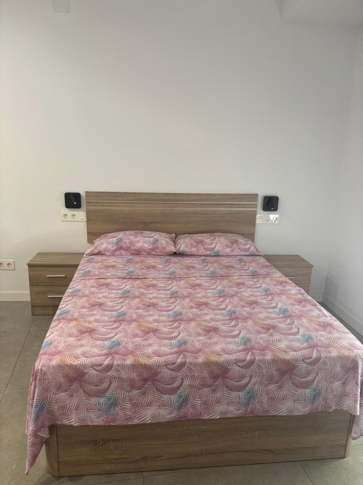 Apartamento Estupendo Piso A 5 Min De La Estacion De Bus Y Tren Maria Zambrano Málaga