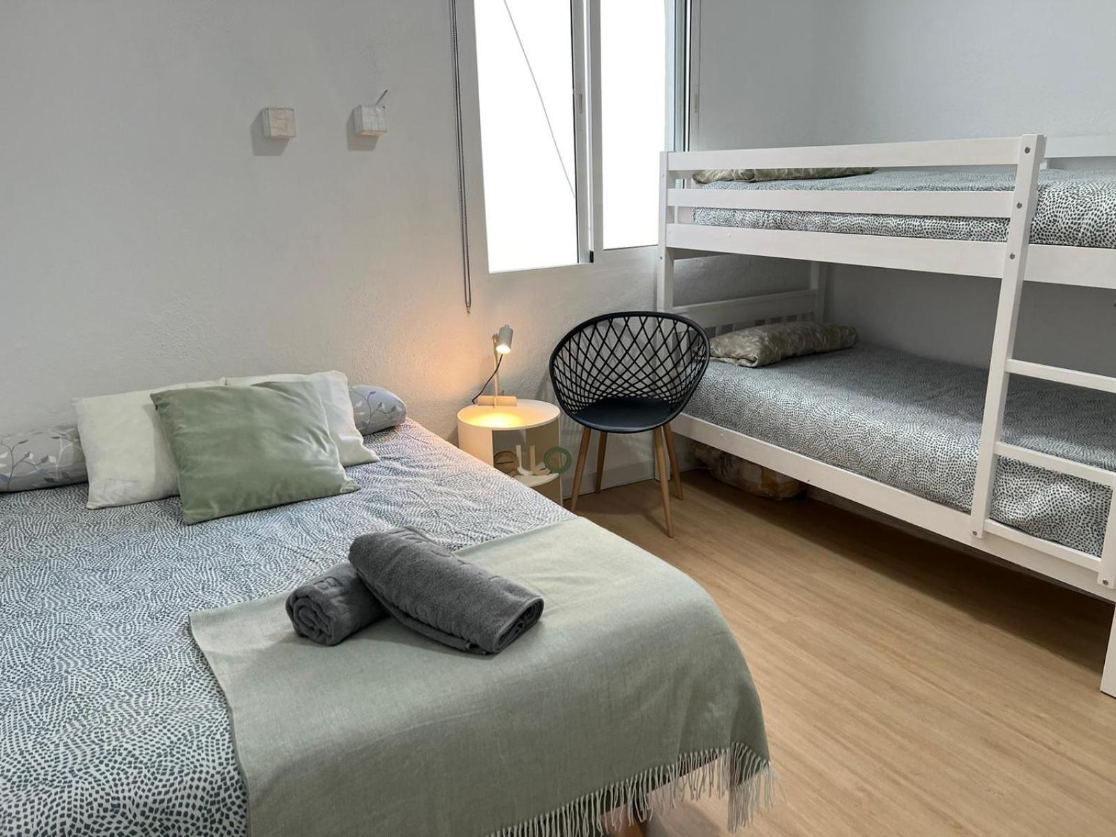 By Malagagrupos Centro Historico Parking Gratis 3 Apartment Malaga