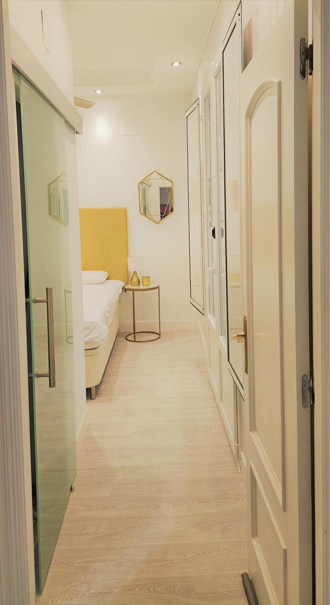 & Away In The Heart Of Historical Town Of Appartement *