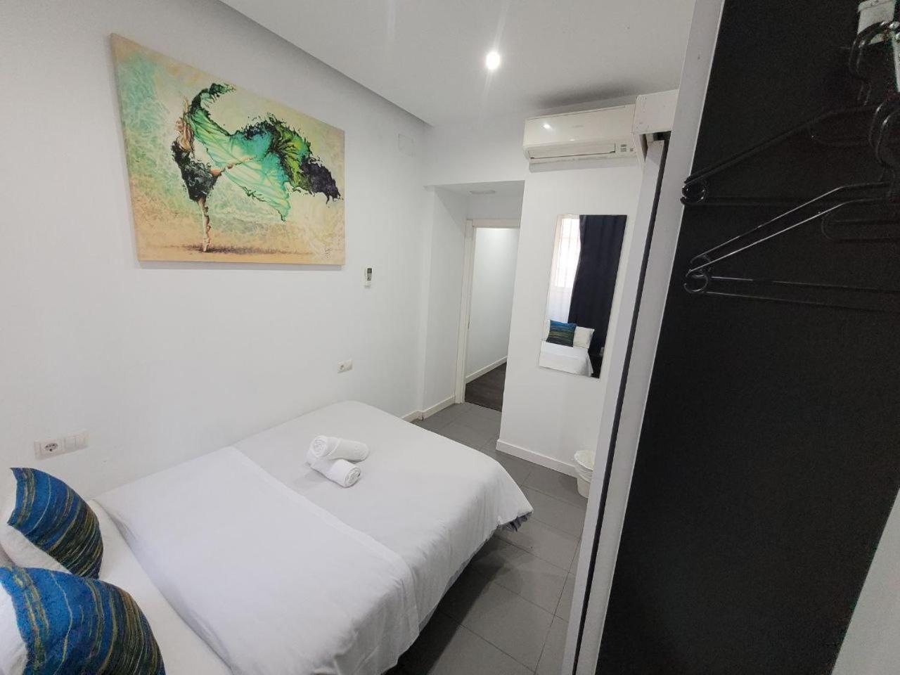 Ayz Frailes - Auto Check-in (adults Only) Gasthof 3*