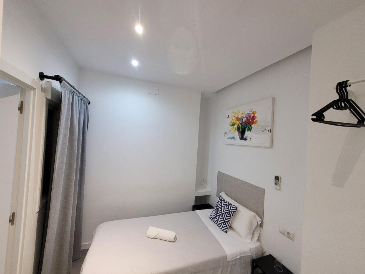 Ayz Frailes - Auto Check-in (adults Only) Gasthof Málaga