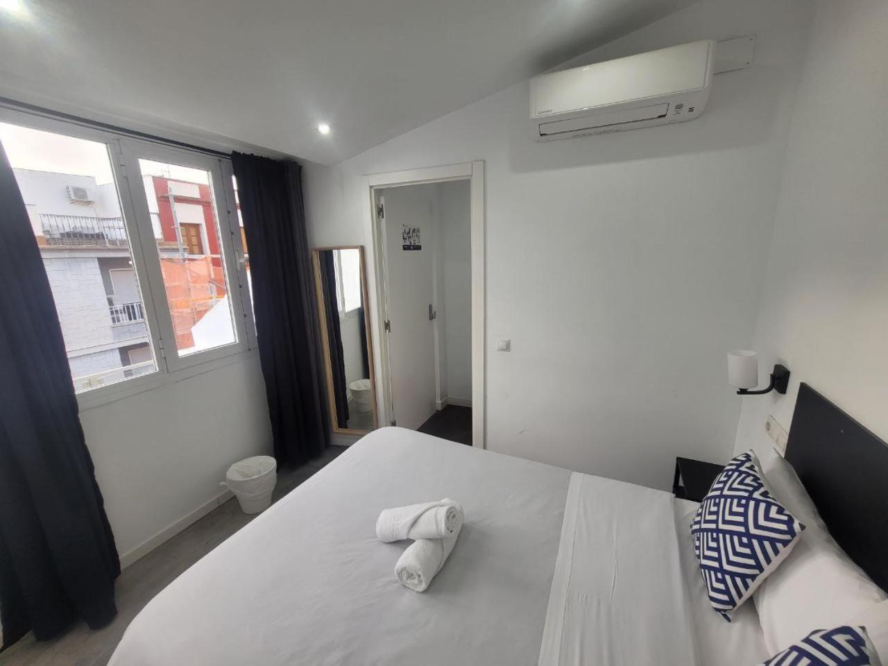 Gasthof Ayz Frailes - Auto Check-in (adults Only) Málaga