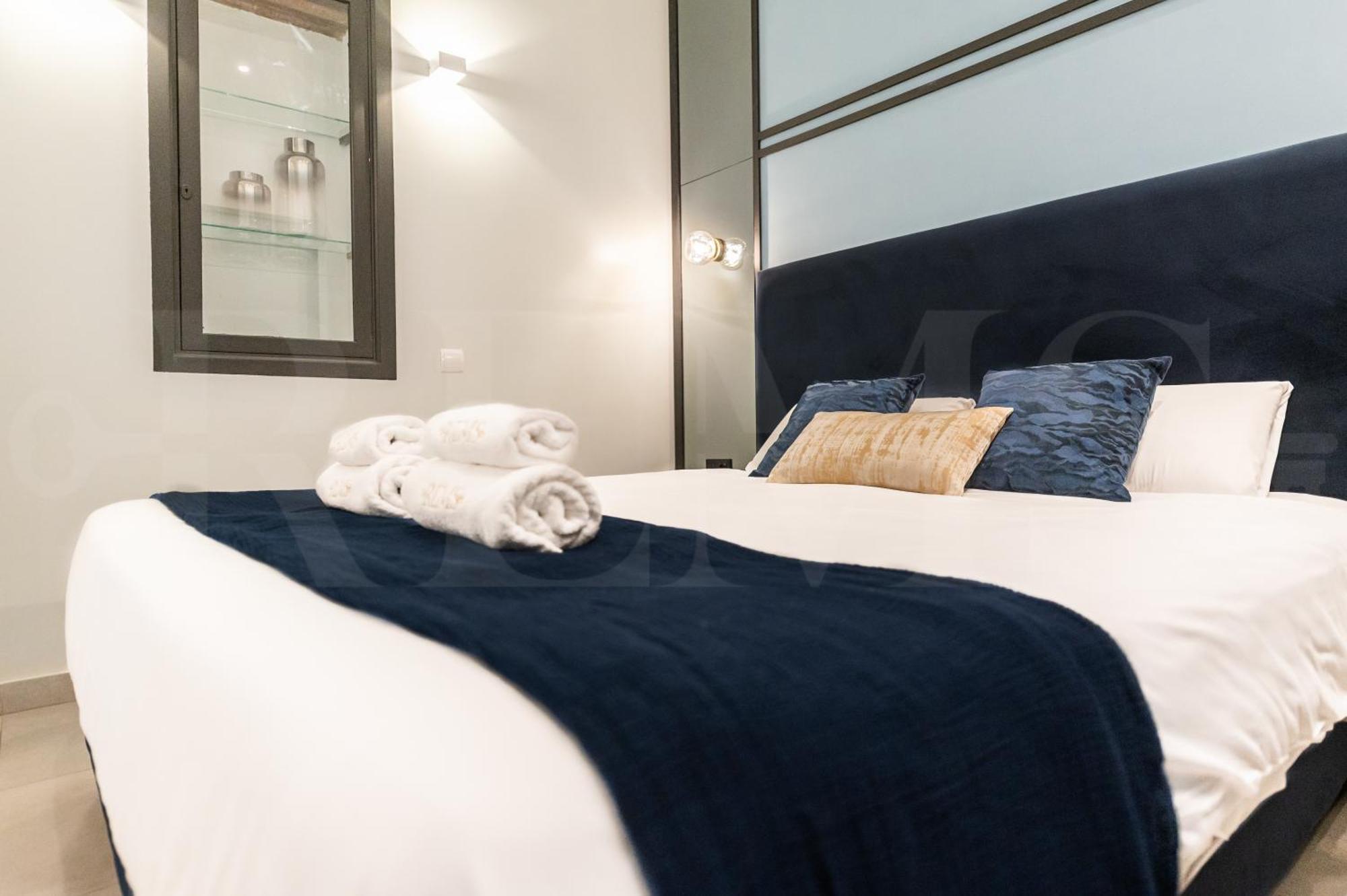 Modern In The Heart Of By Rems Appartamento