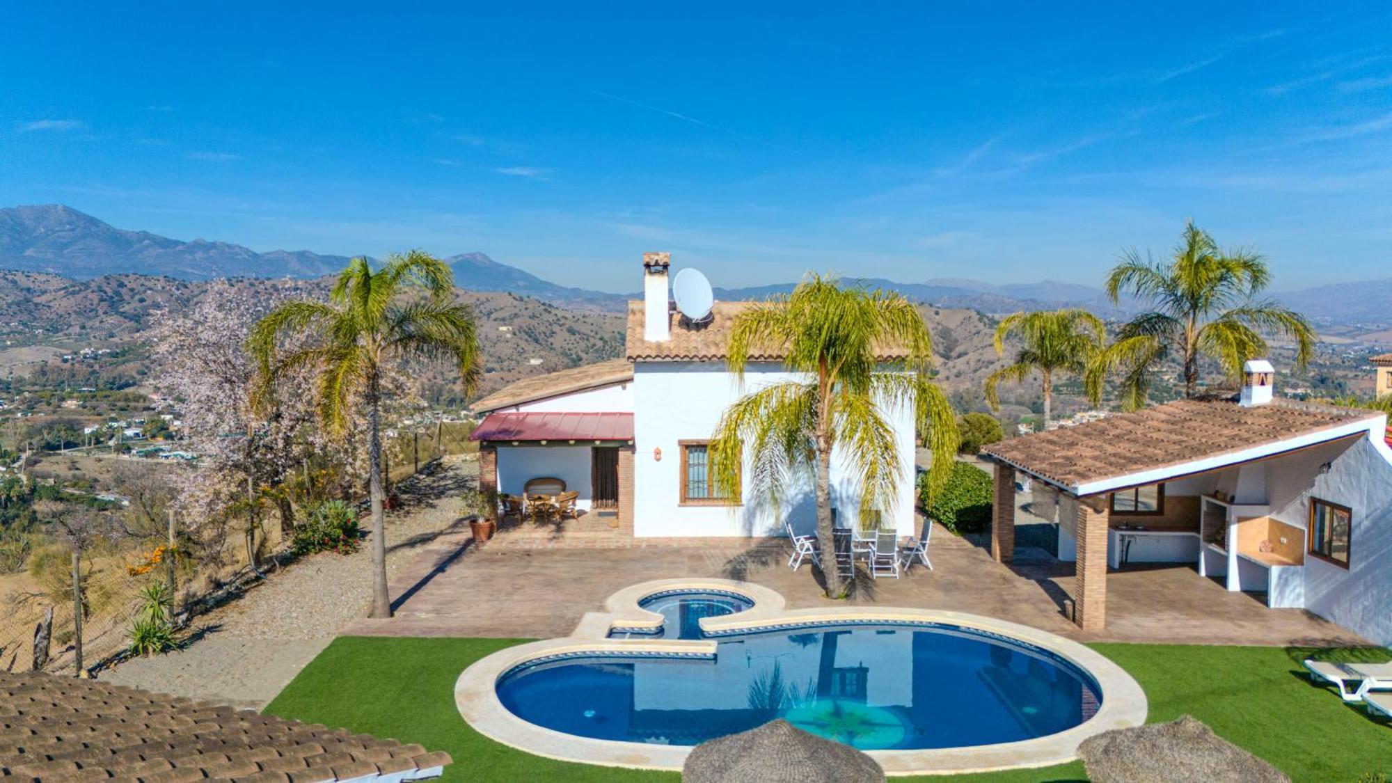El Cerro - Piscina Y Jacuzzi