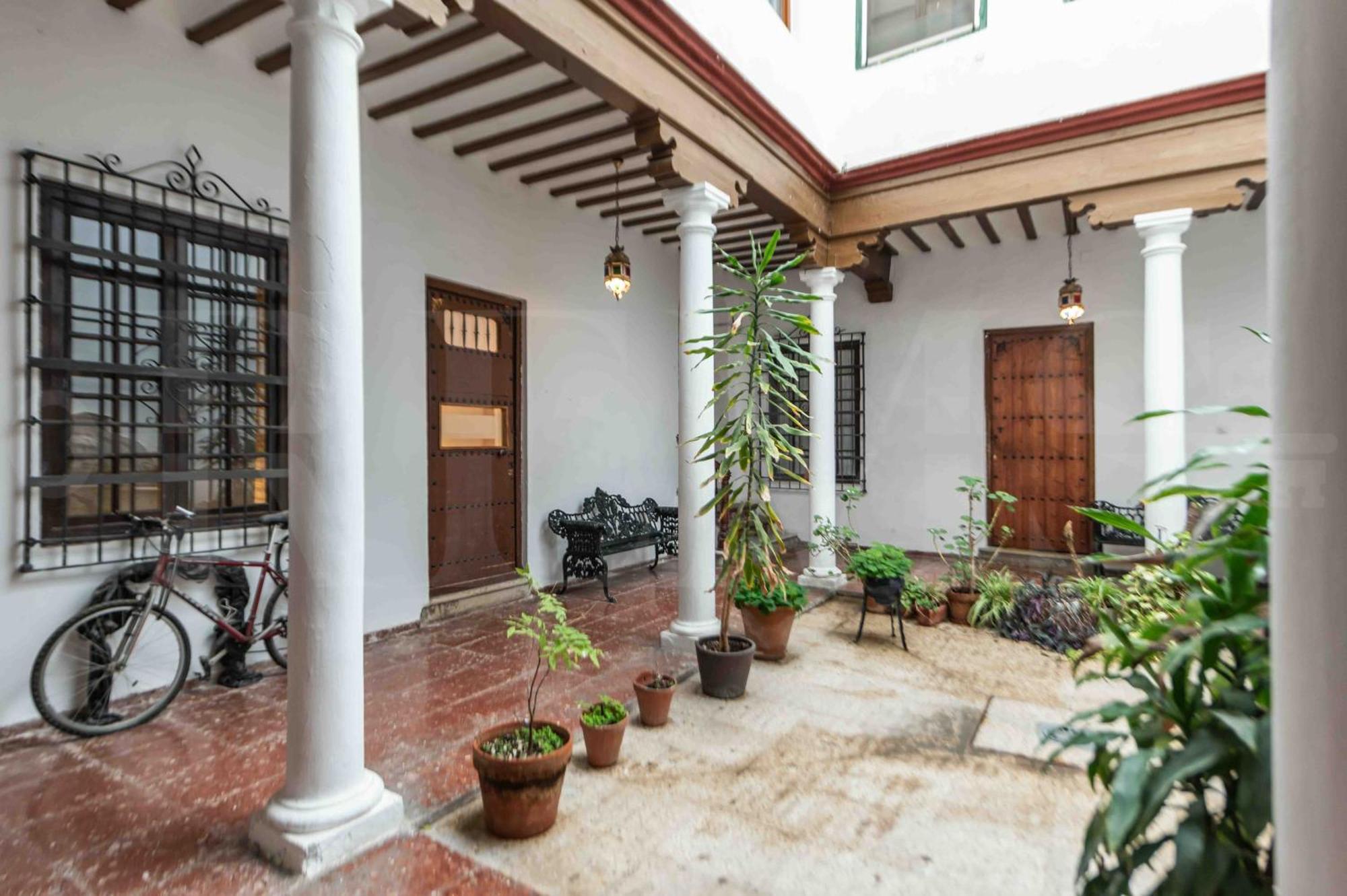 Spanish Architectural Gem Duplex - Center By Rems Apartamento
