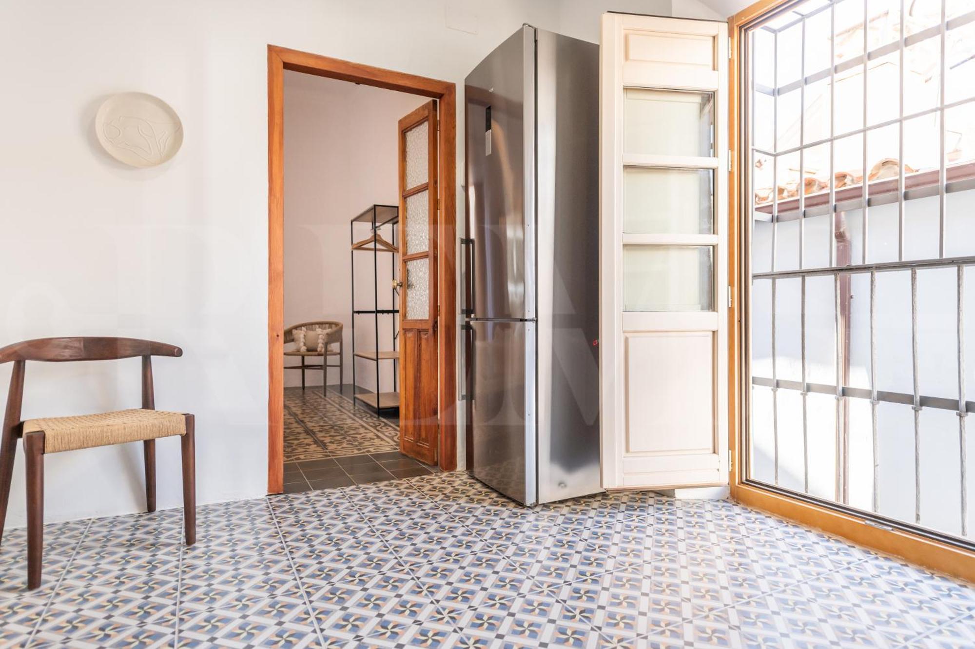 Spanish Architectural Gem Duplex - Center By Rems *