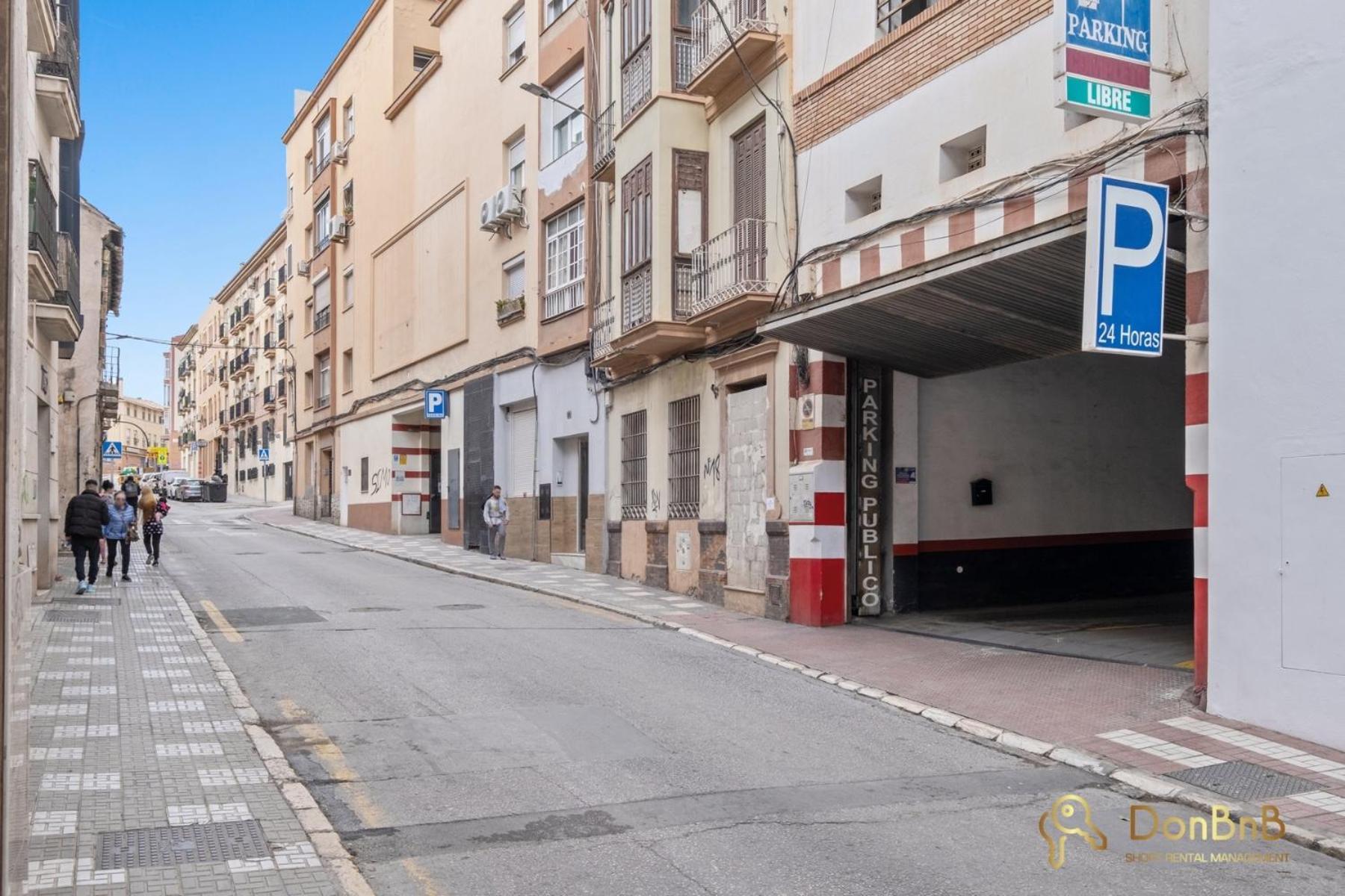 Flat With Balcony * Malaga