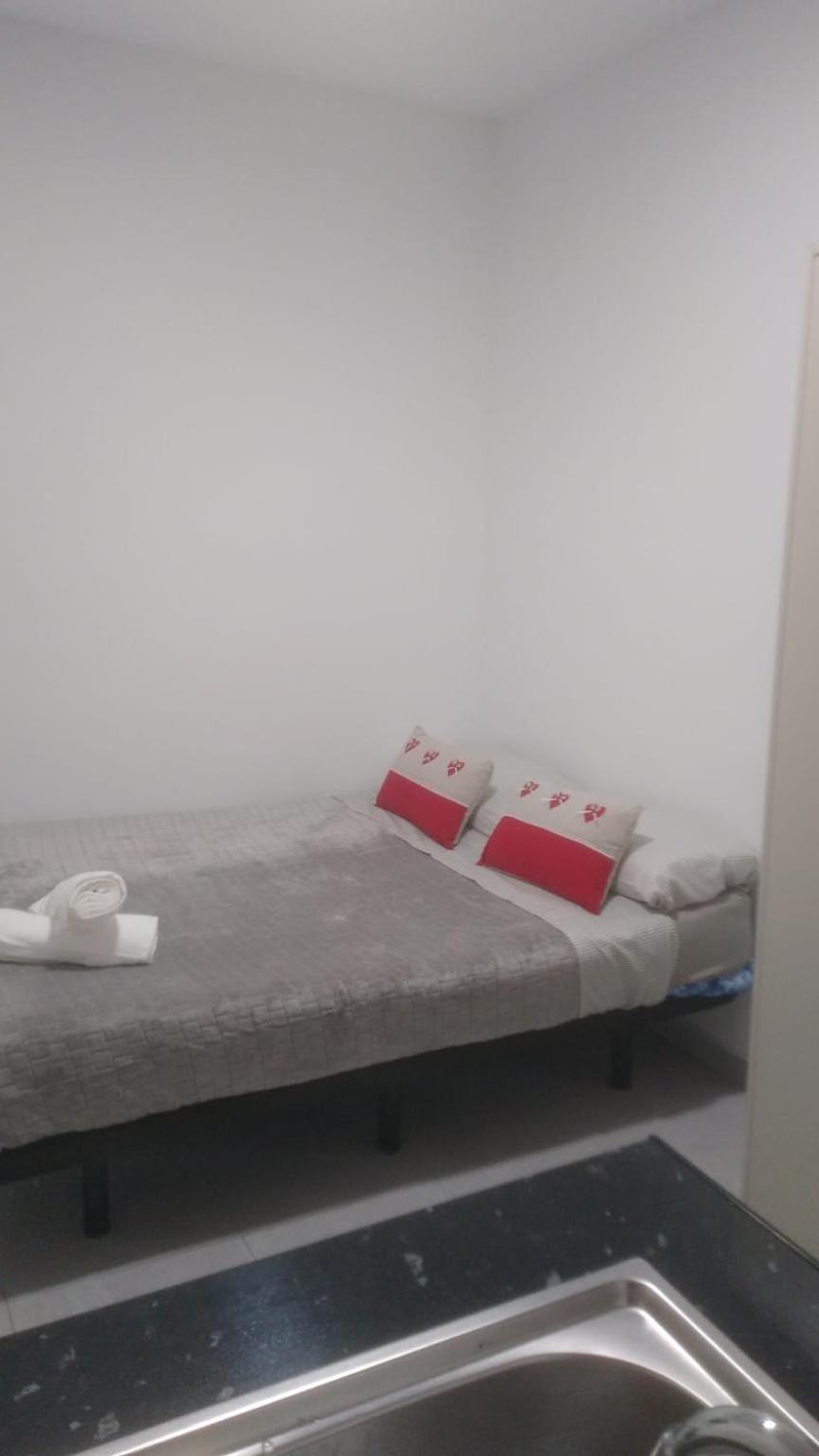 Estudio Encantador Cerca Del Carrefour Rosaleda 1 Apartamento Málaga