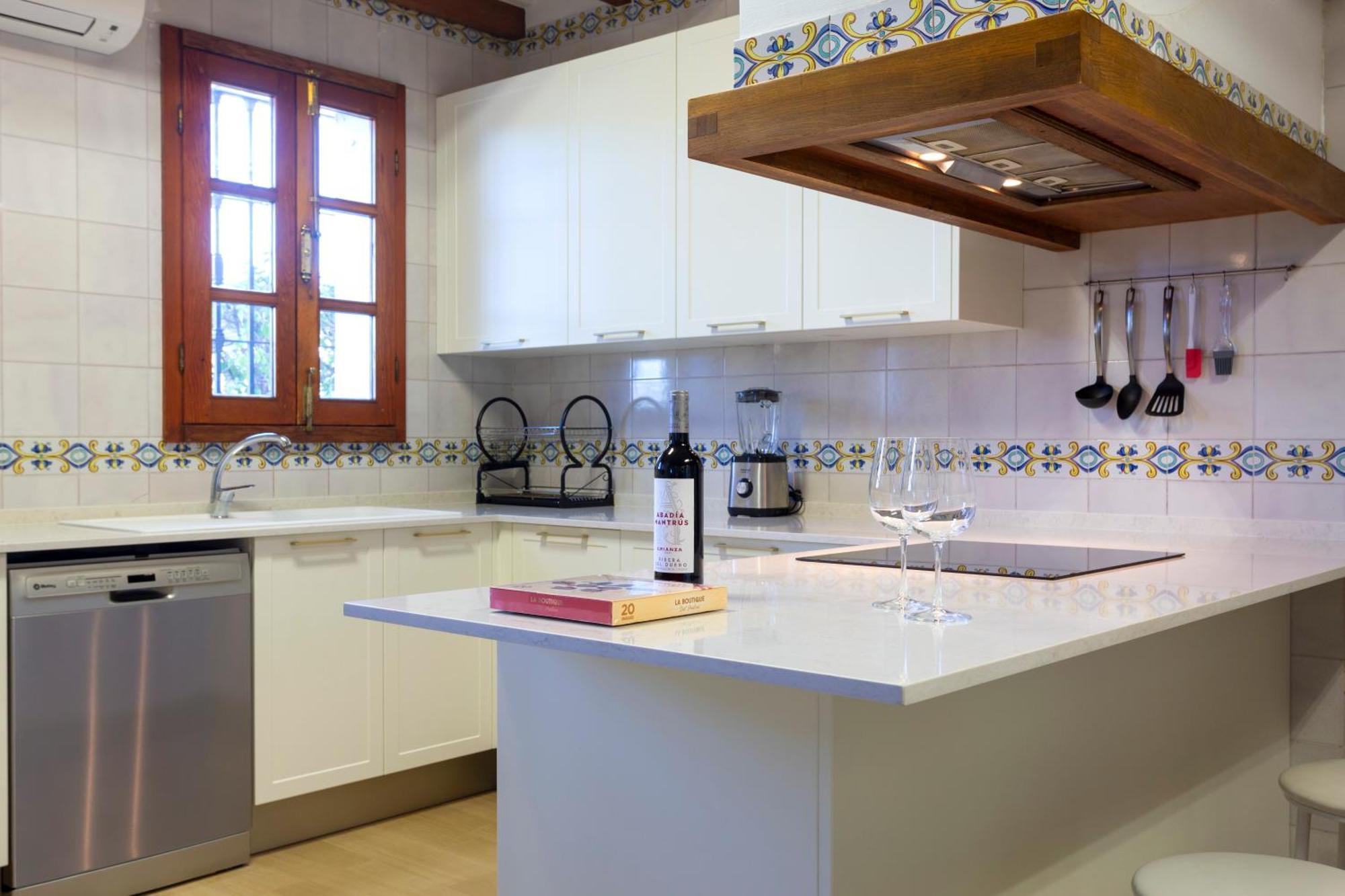 Villa Andalusian On The Sea And The Bay Of