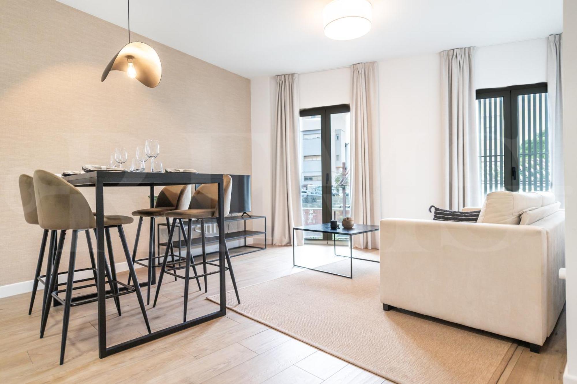 Leilighet Comfortable Near The Center By Rems *