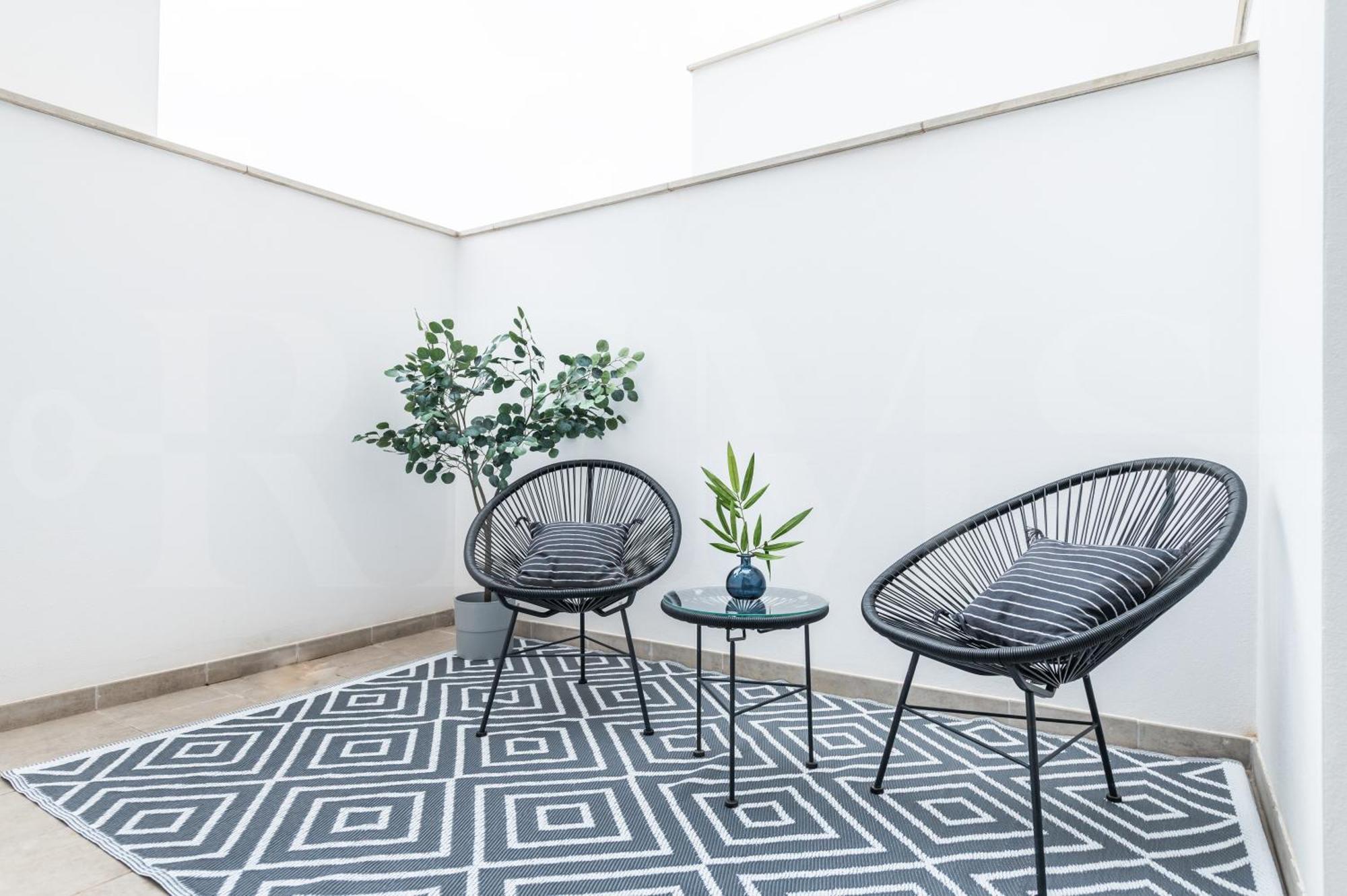 Comfortable Near The Center By Rems Leilighet