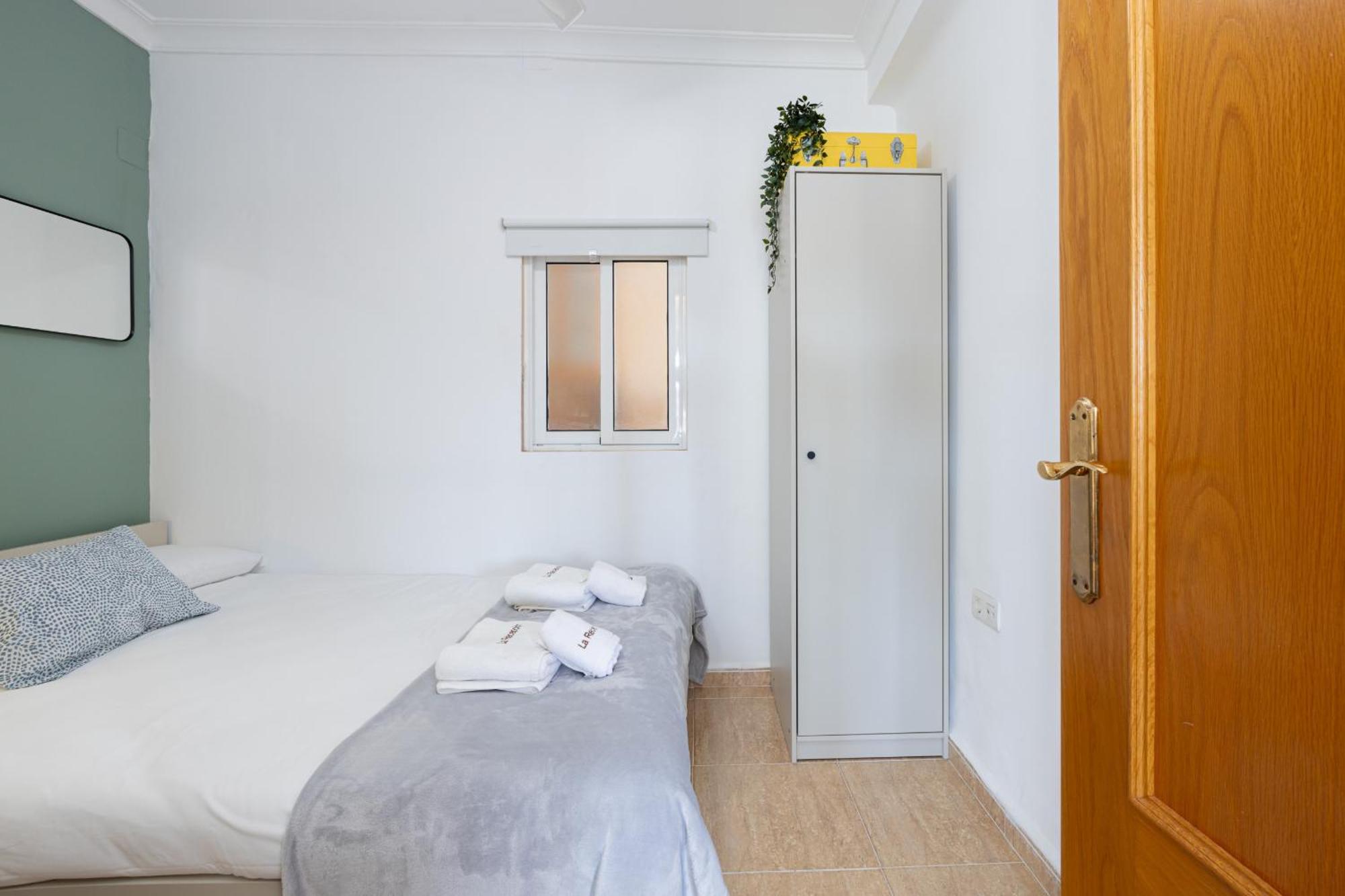 Appartement C27 Great 3 Bedroom Close To Center *