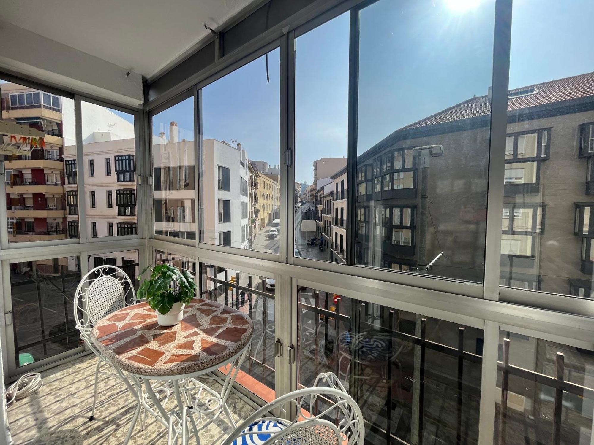 Appartement En El Centro Amplio Y Confortable Málaga
