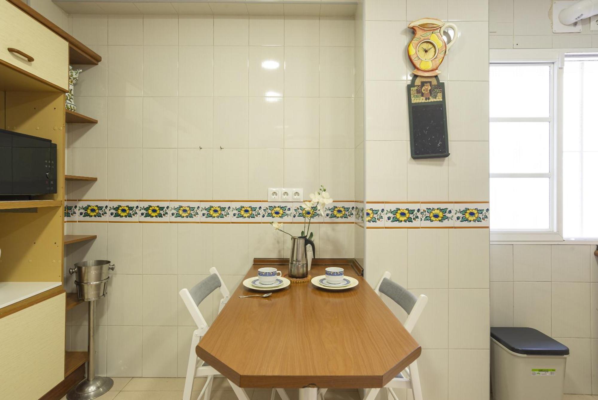Gran Atico En El Soho De 7 Apartment *