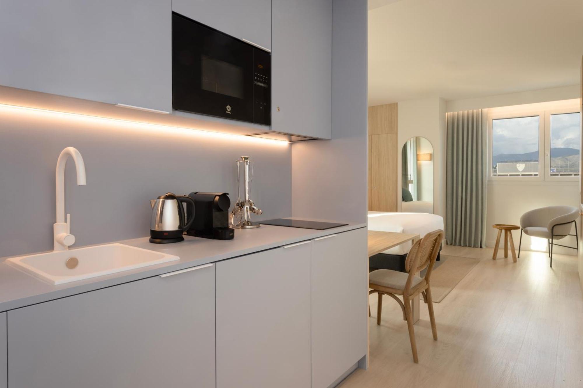 Staybridge & By Ihg Hotell Málaga