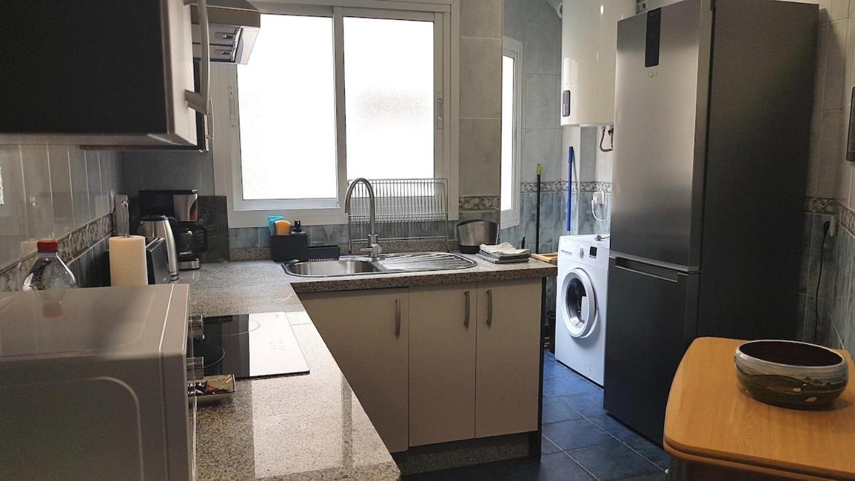 Apartment, 3 Bedrooms, Downtown Lejlighed