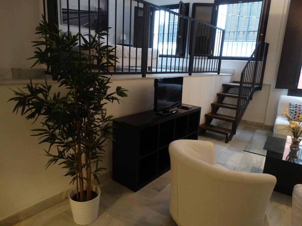 - Jinetes, 13 Appartement