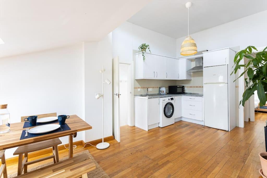 Apartamento Penthouse In St Montano, Historic Centre, Wifi. Málaga