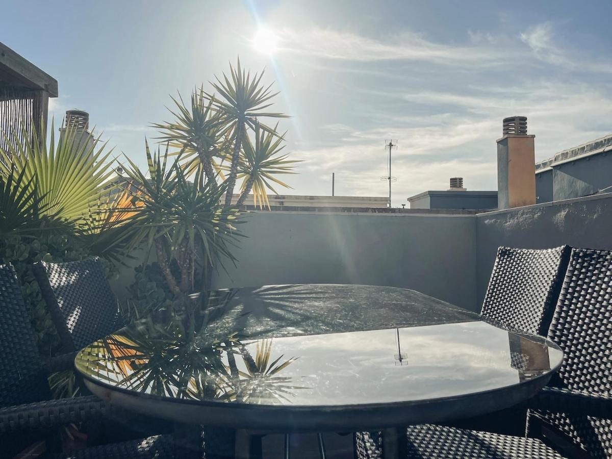 Panoramic Rooftop Duplex Retreat Heart Of Apartment