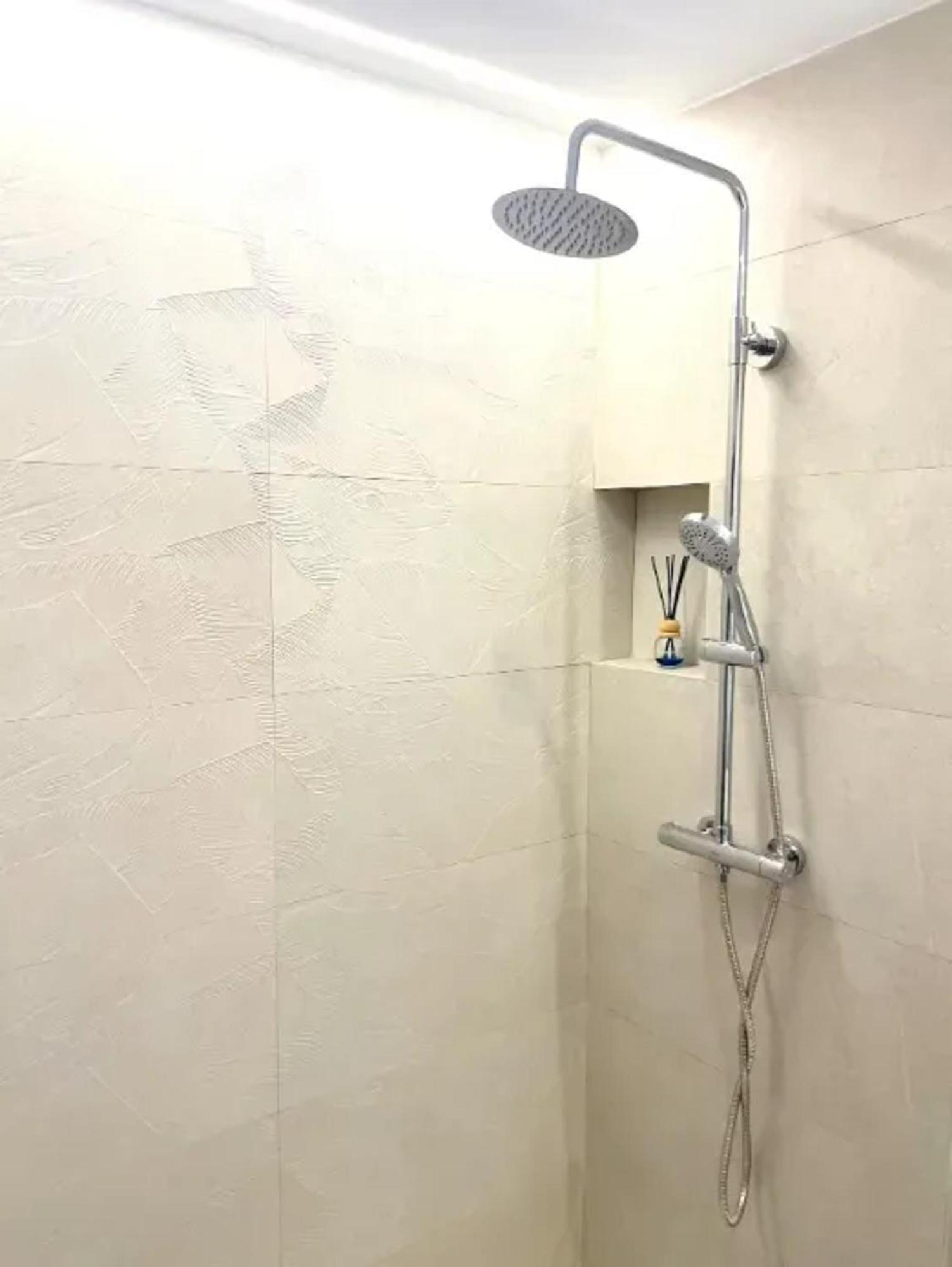 Comfortable In 85 M² Air Conditioning *
