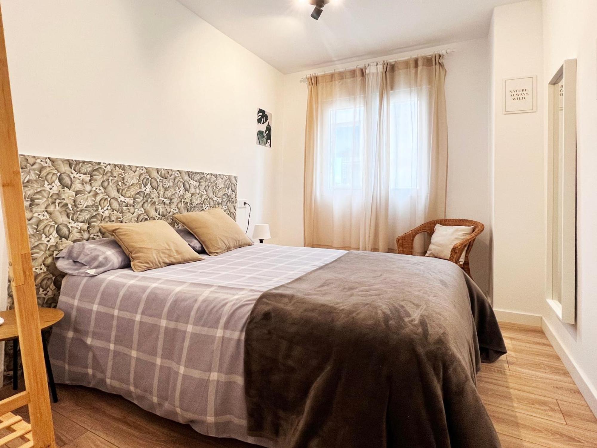 Regimiento 2, Center, New, Quite, Breakfast Included, Parking On Request, Rg Holiday home *