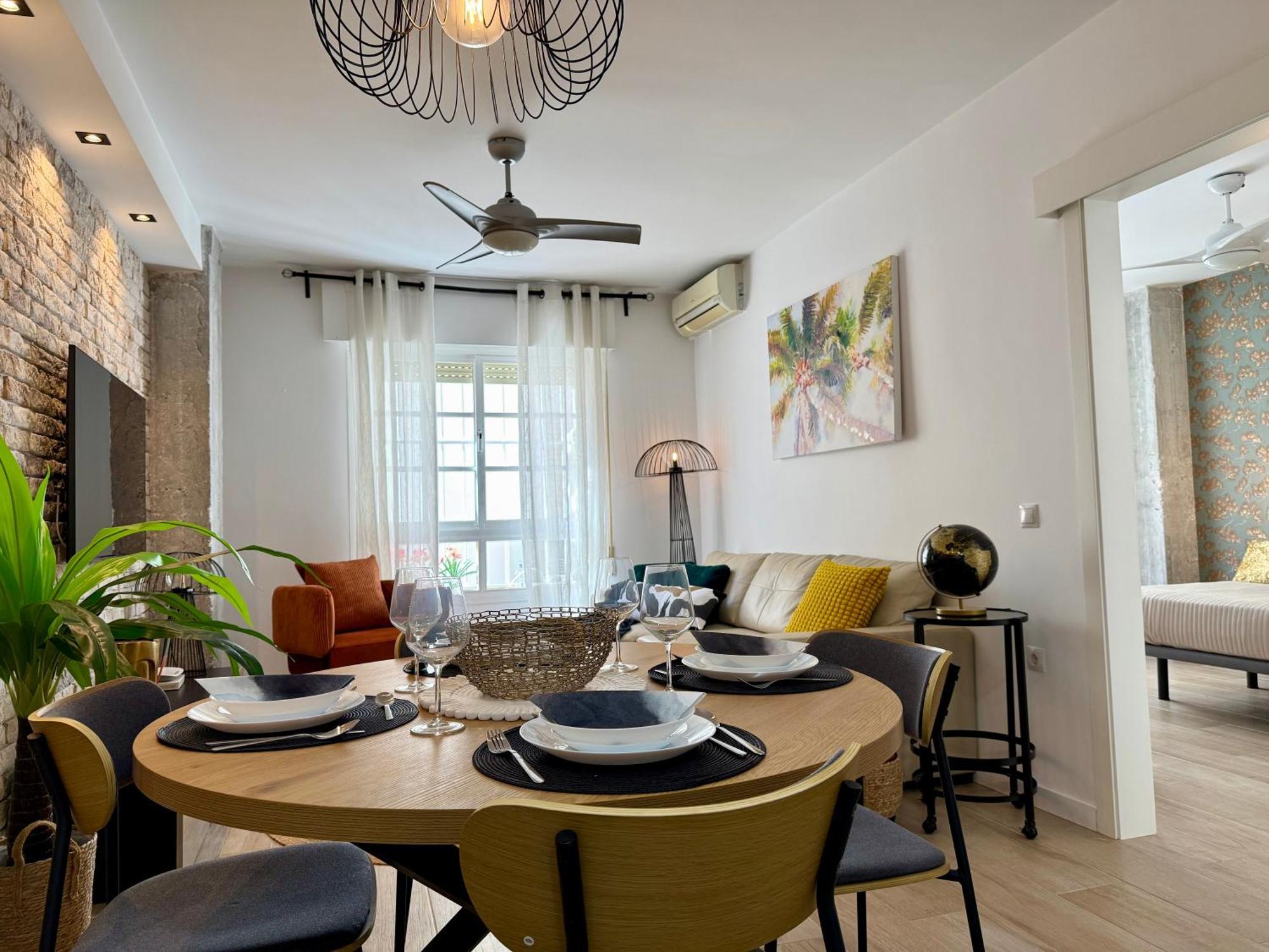 Cozy On Calle Agua Free Parking By Easytrip Apartment