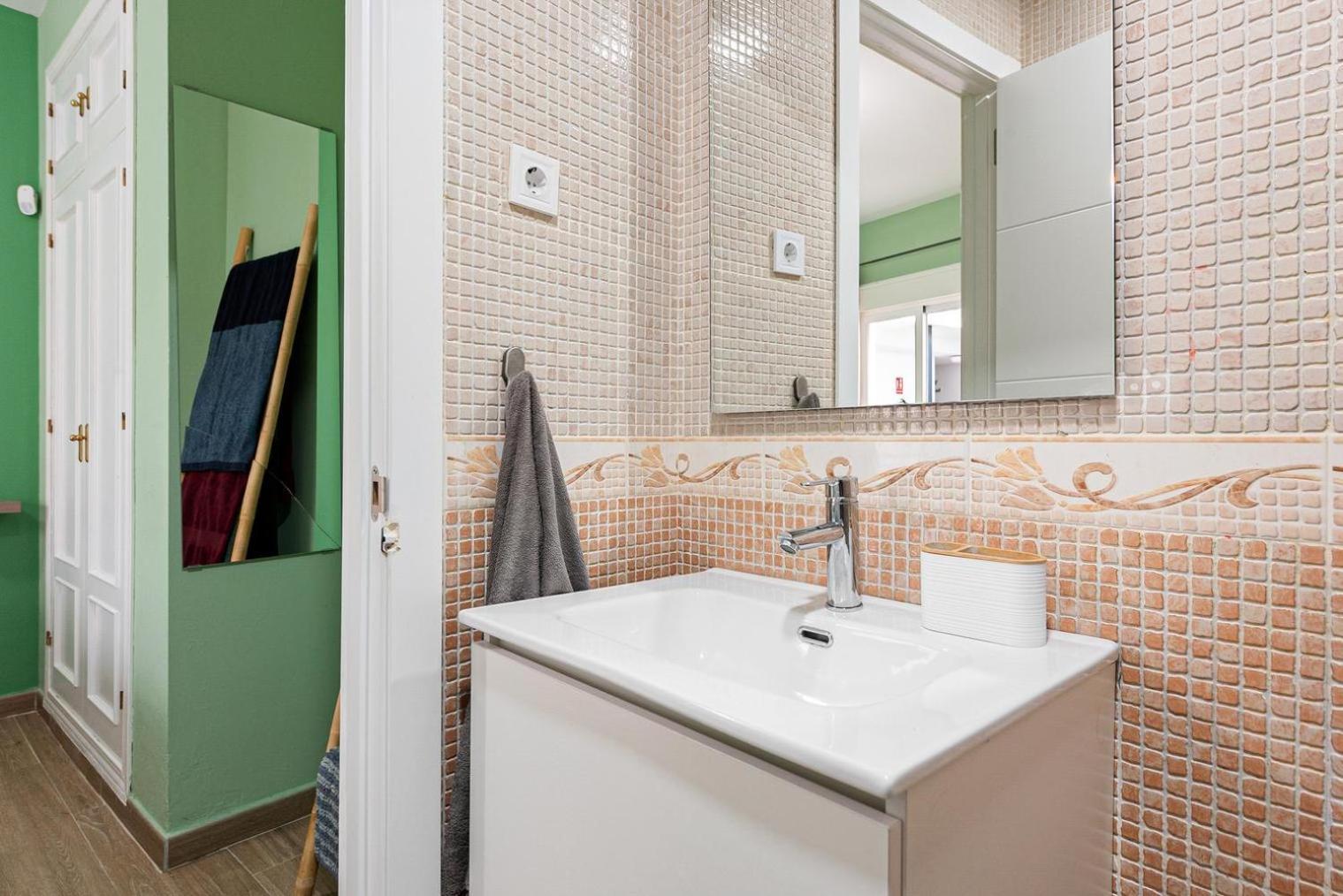 Appartamento 1 Bedroom Flat In Center *
