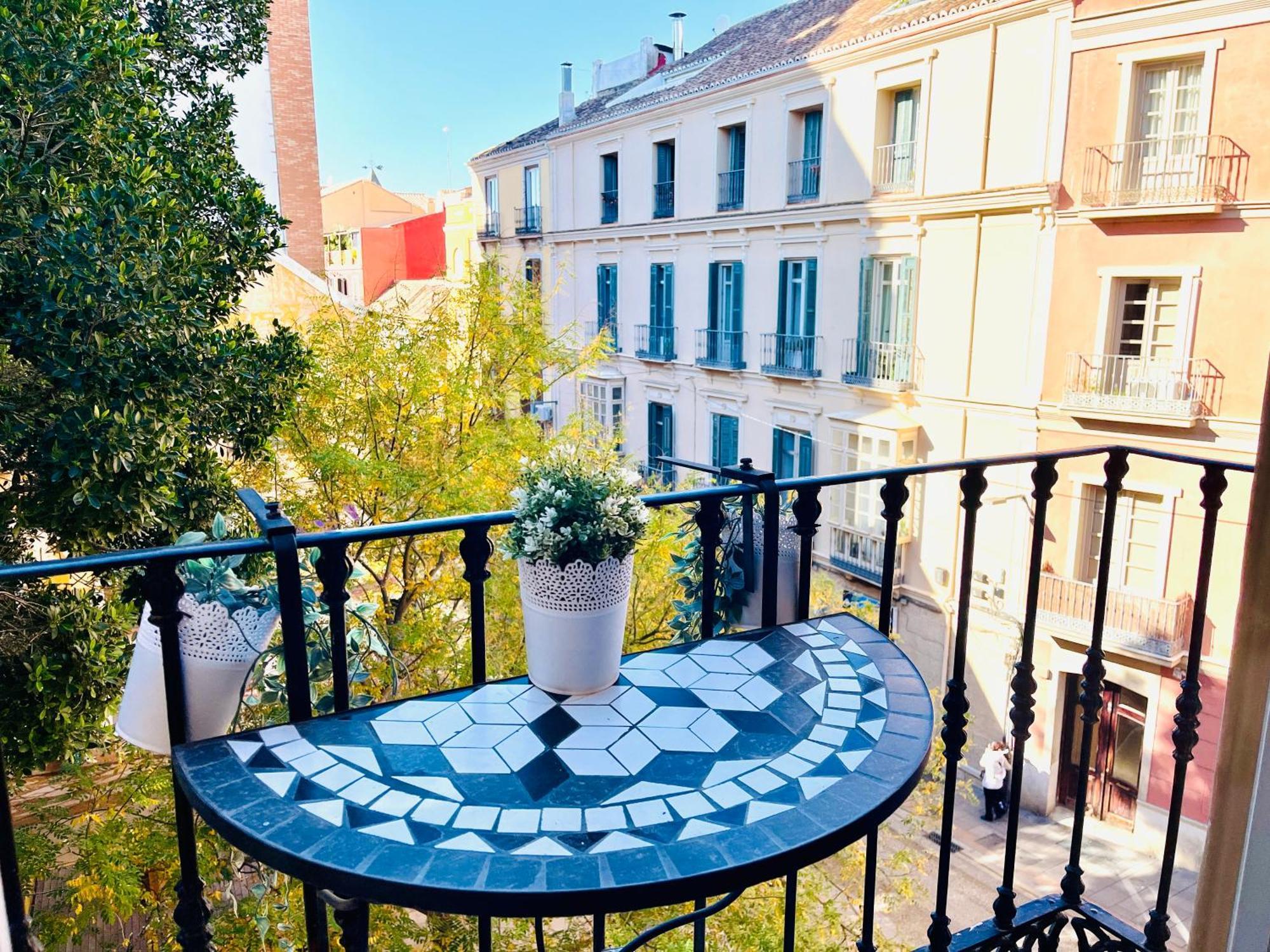 Lejlighed Bright And Cozy Duplex In The Heart Of *