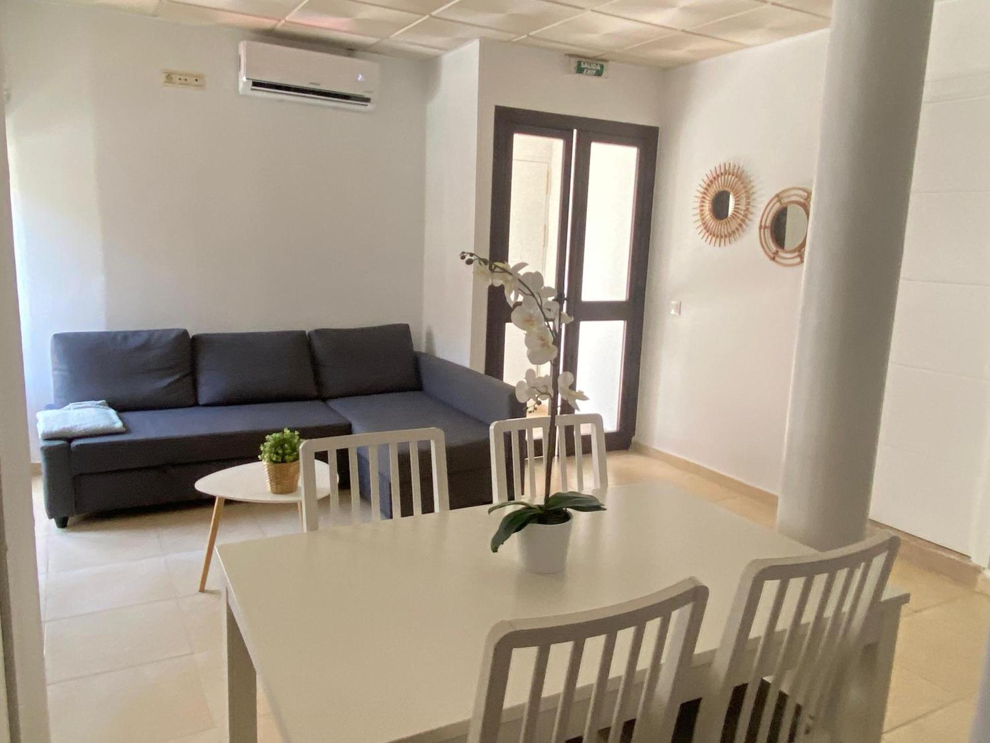 Aeropuerto-churriana-golf Appartamento