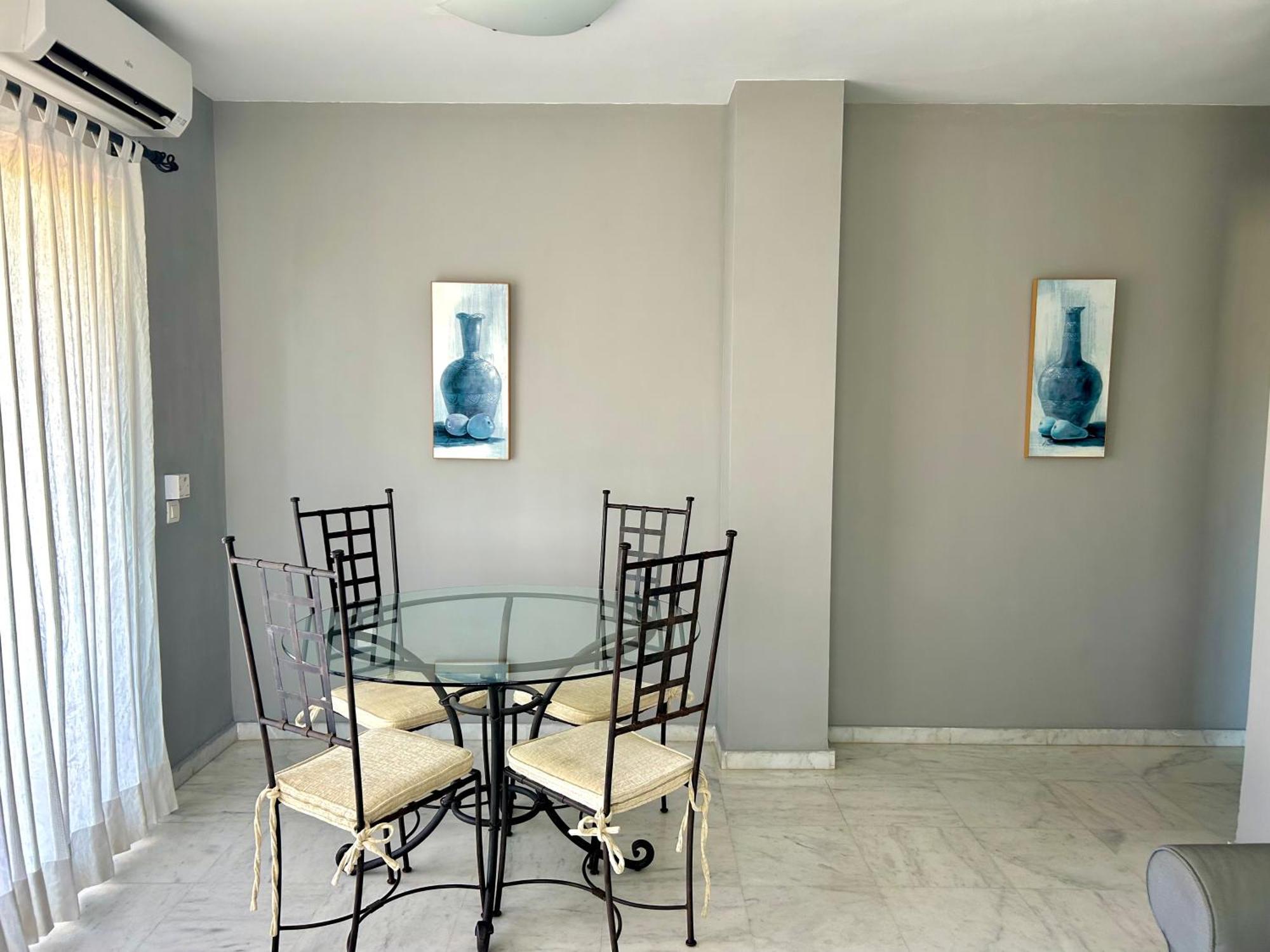 Modern And Stylish Seeview And Golfview Apartment Málaga