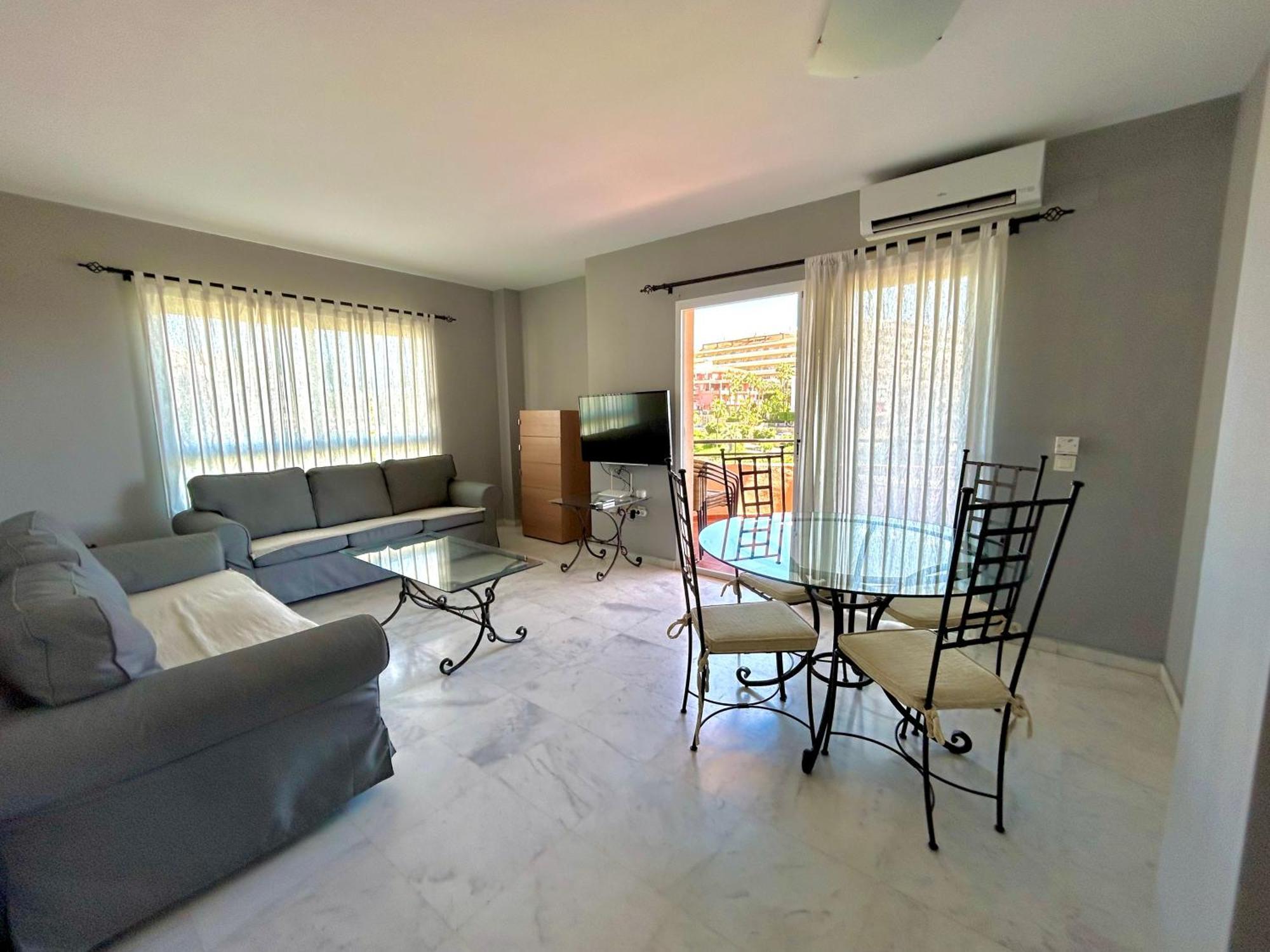 Modern And Stylish Seeview And Golfview Apartment Málaga