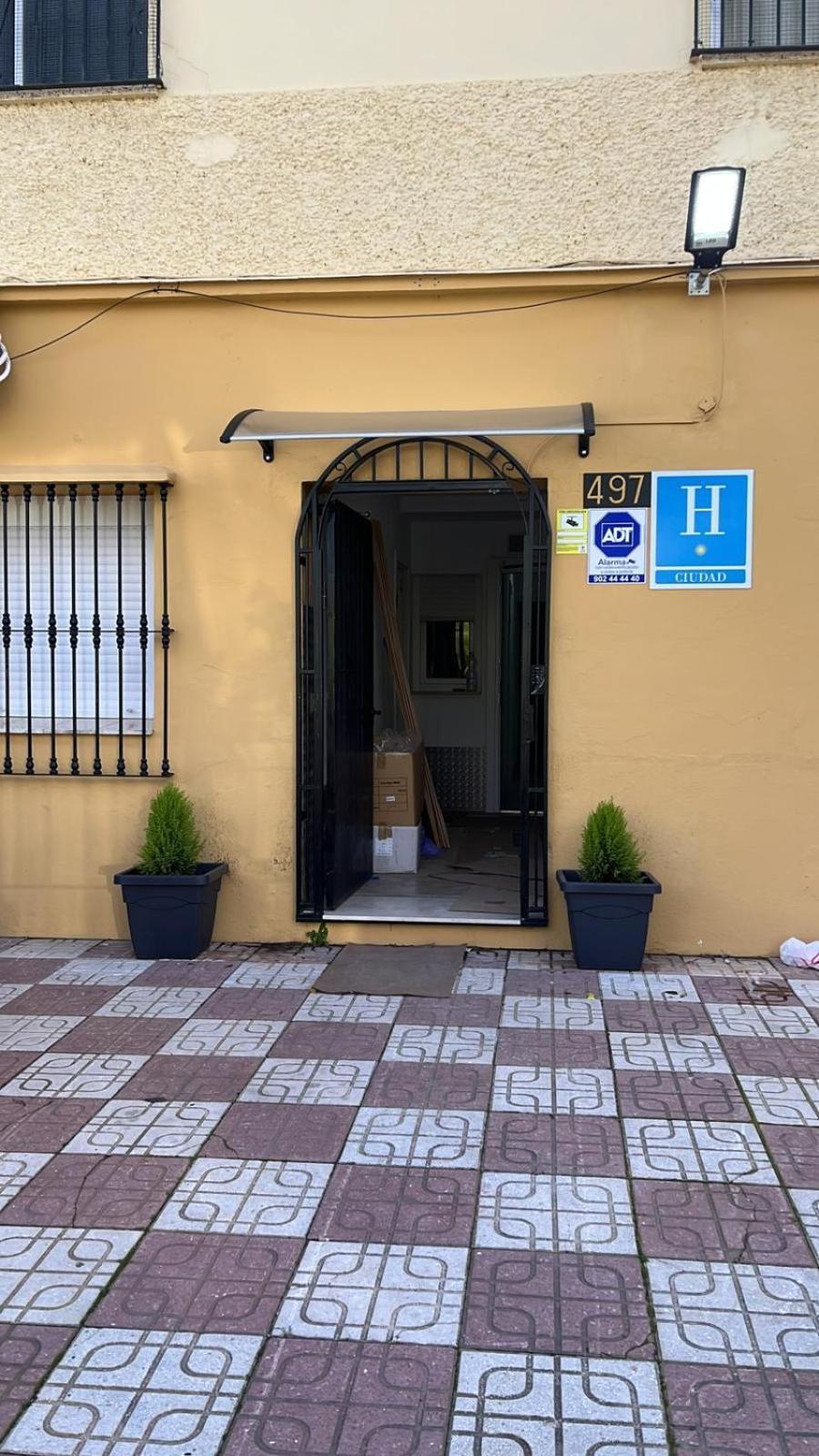 Pensión Nv *