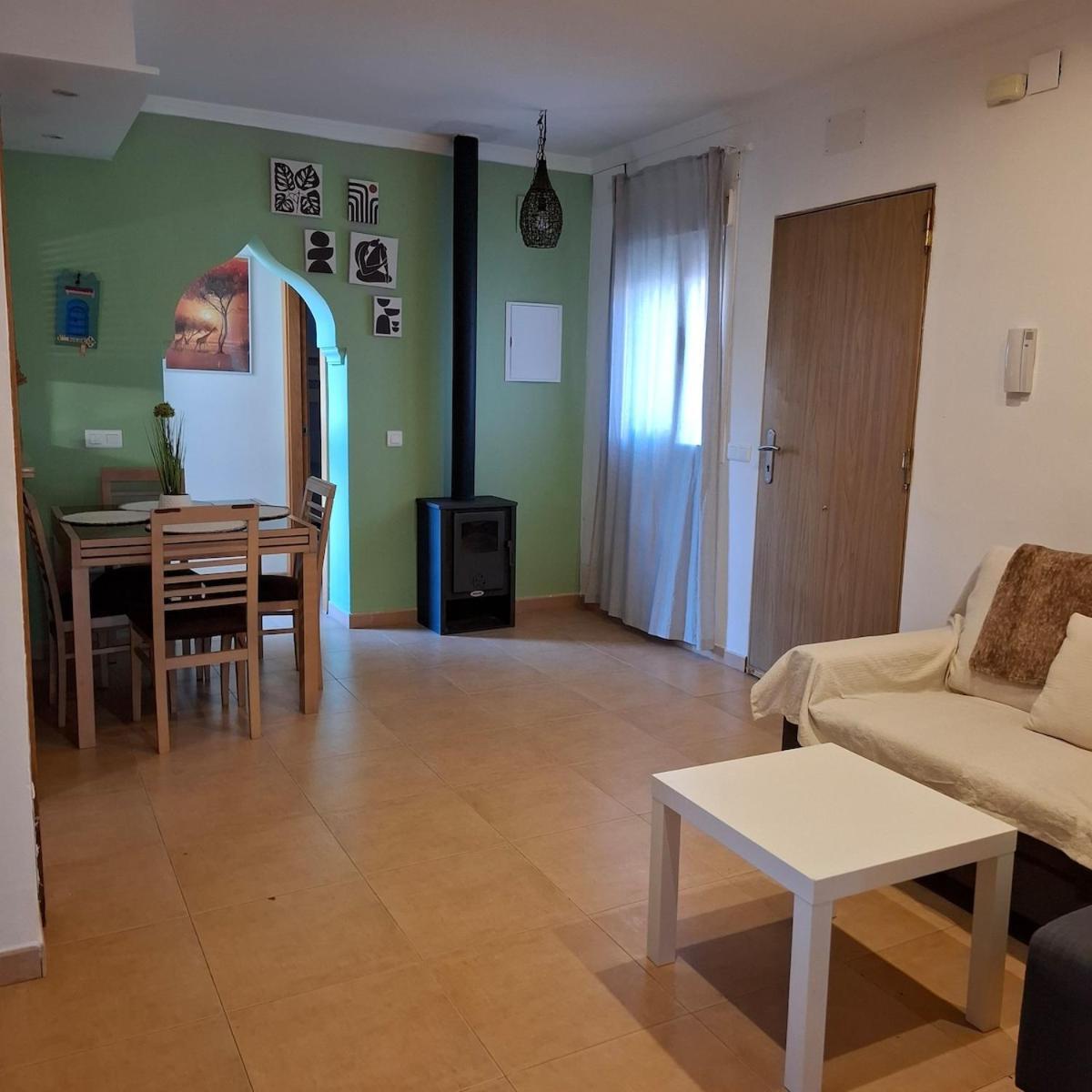 Apartamento Casita A 200 Metros De La Playa Con Acceso A Todo Málaga