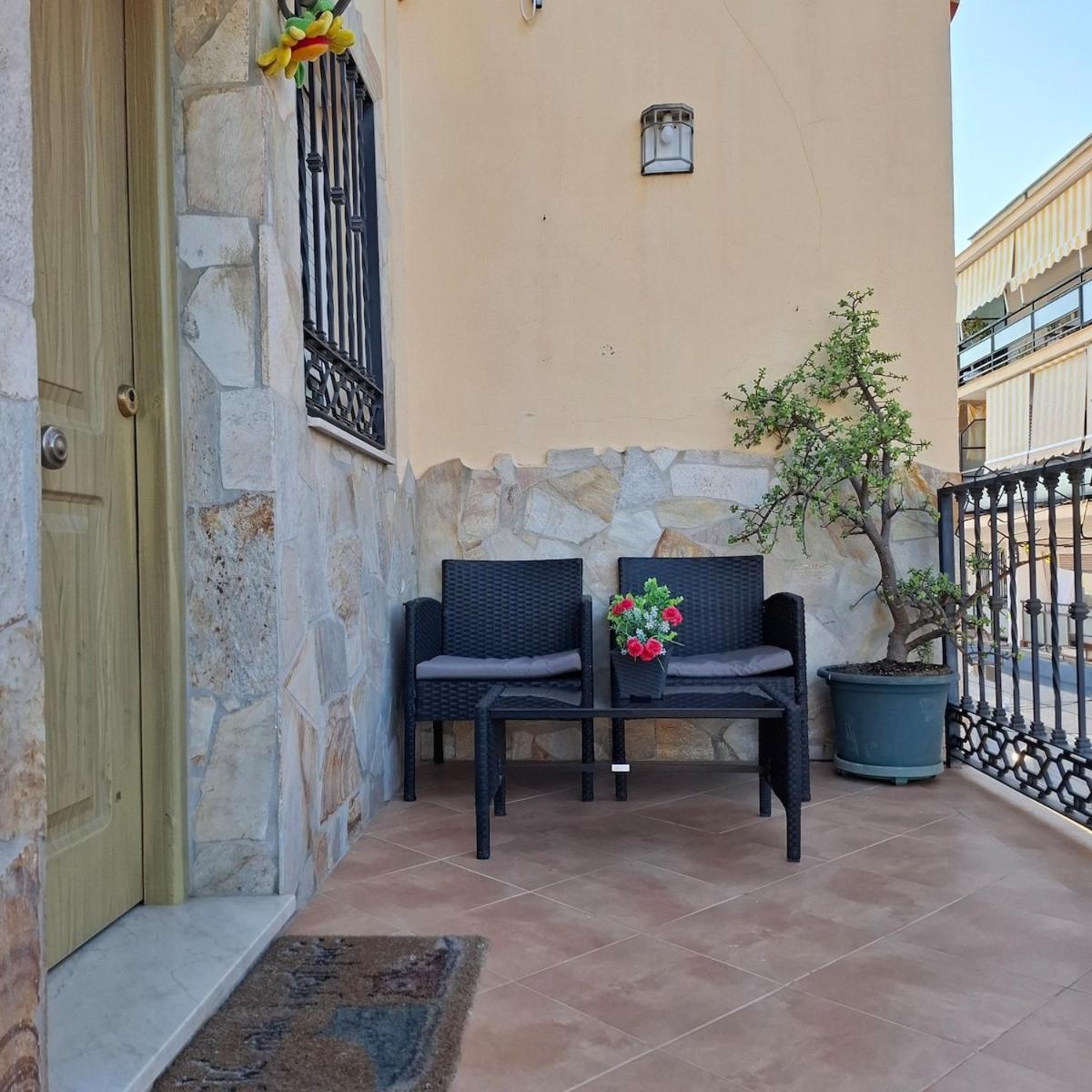 Casita A 200 Metros De La Playa Con Acceso A Todo * Málaga