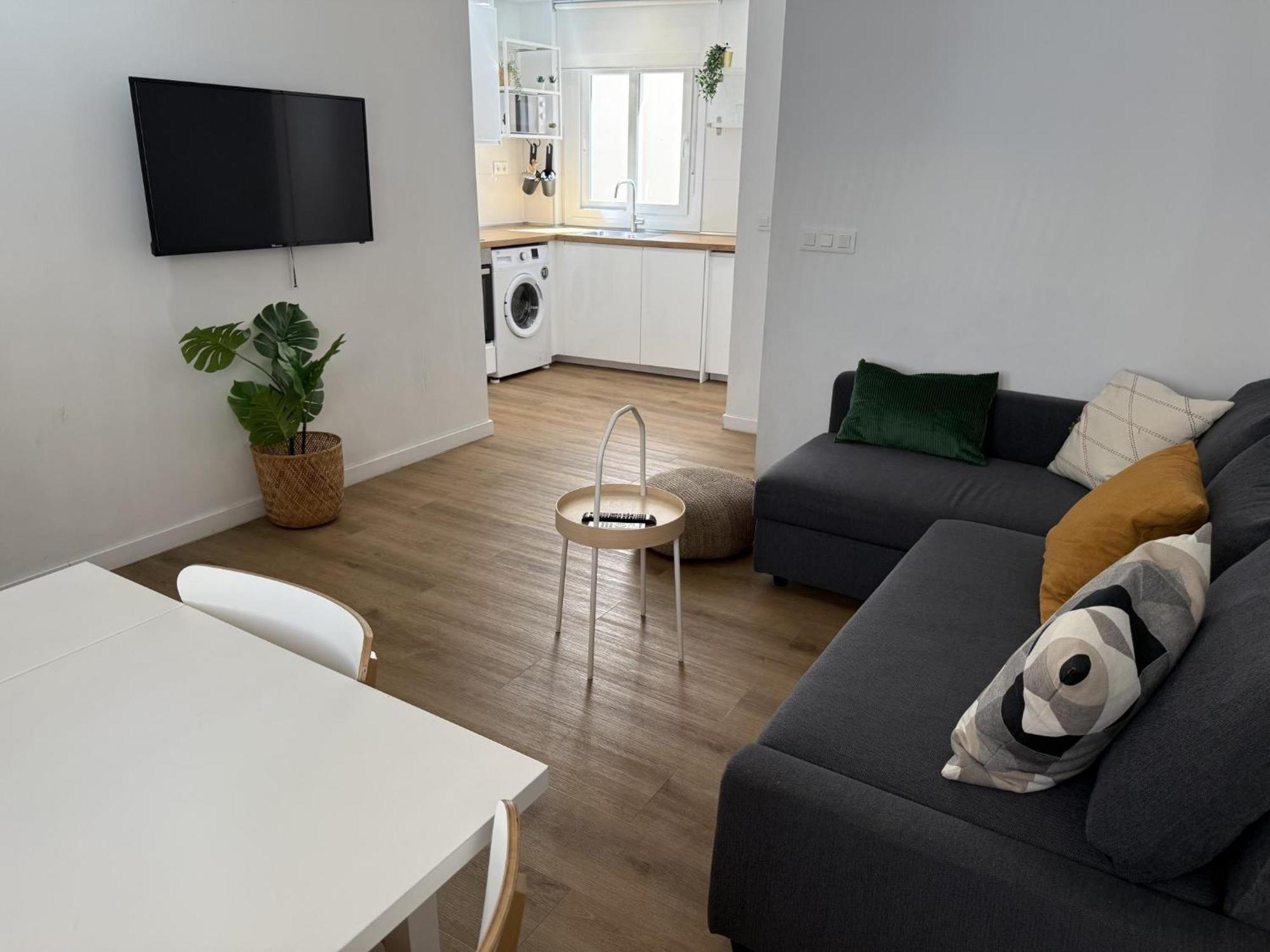 Luz Del Thyssen Apartamento