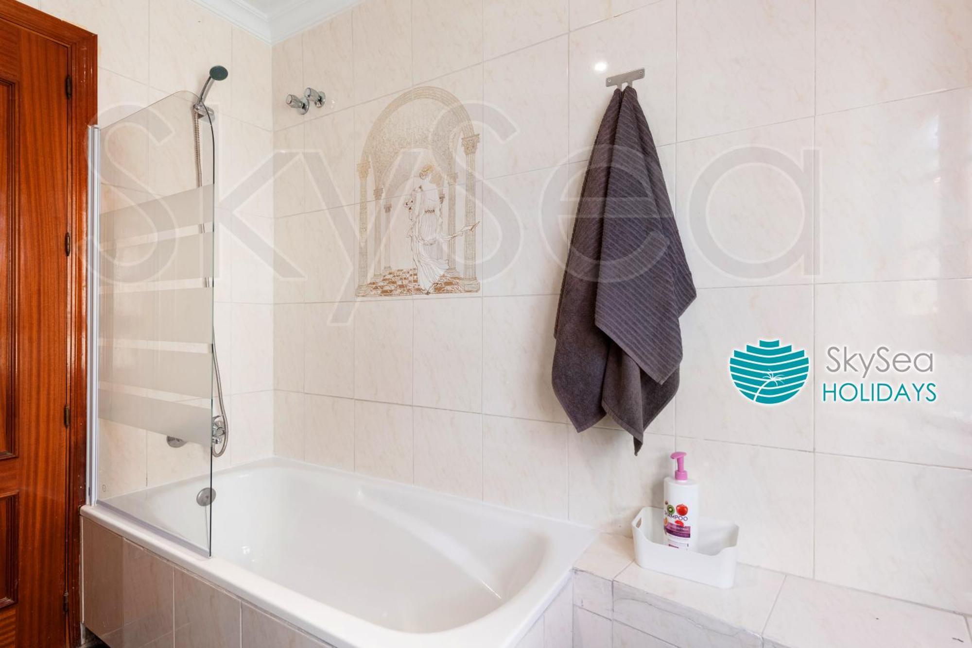 Vakantiehuis Casa Tipica Malaguena Con Patio En El Centro