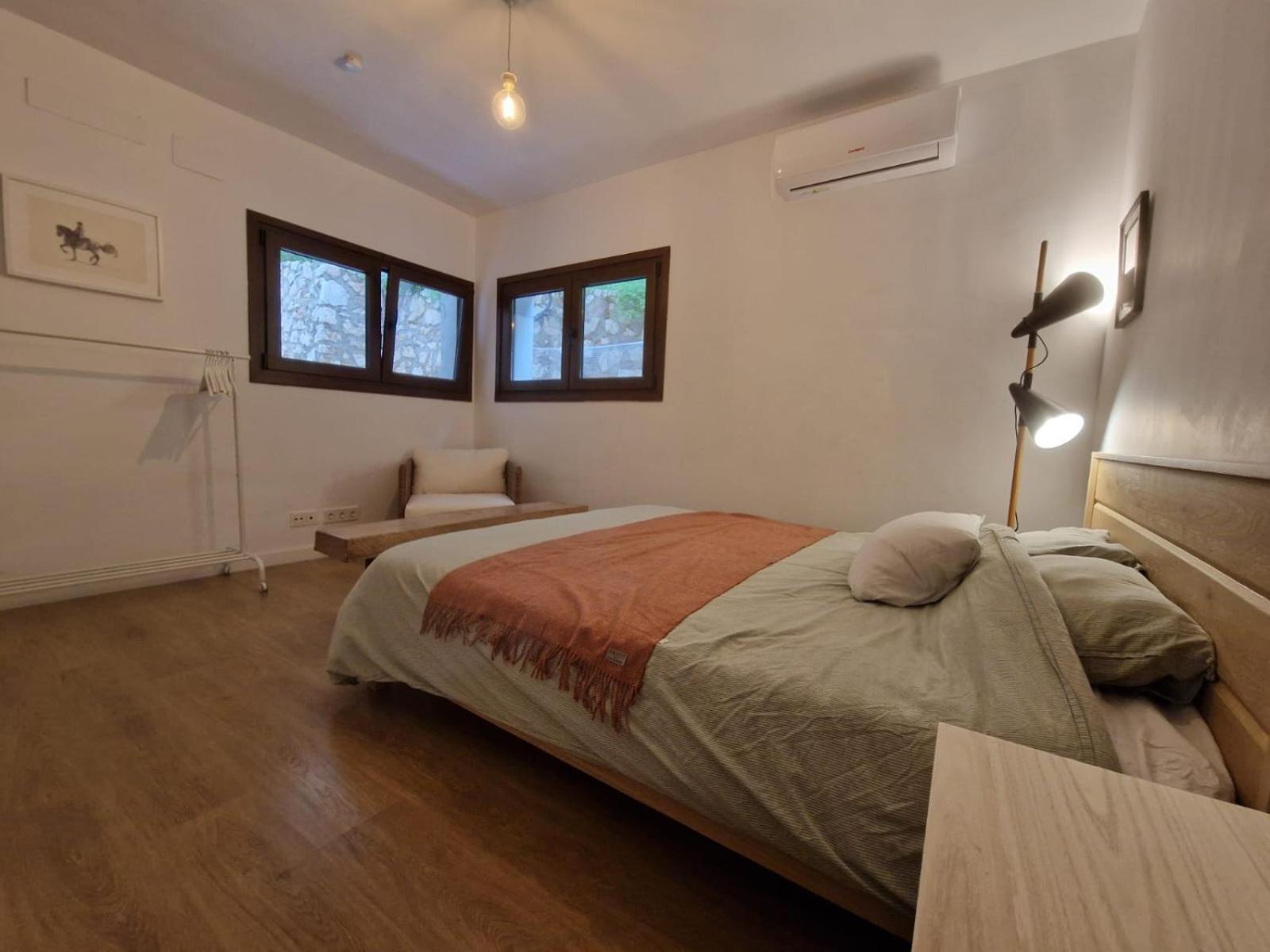 Apartamento Doble Con Bano Grande Privado En Piso Compartido *