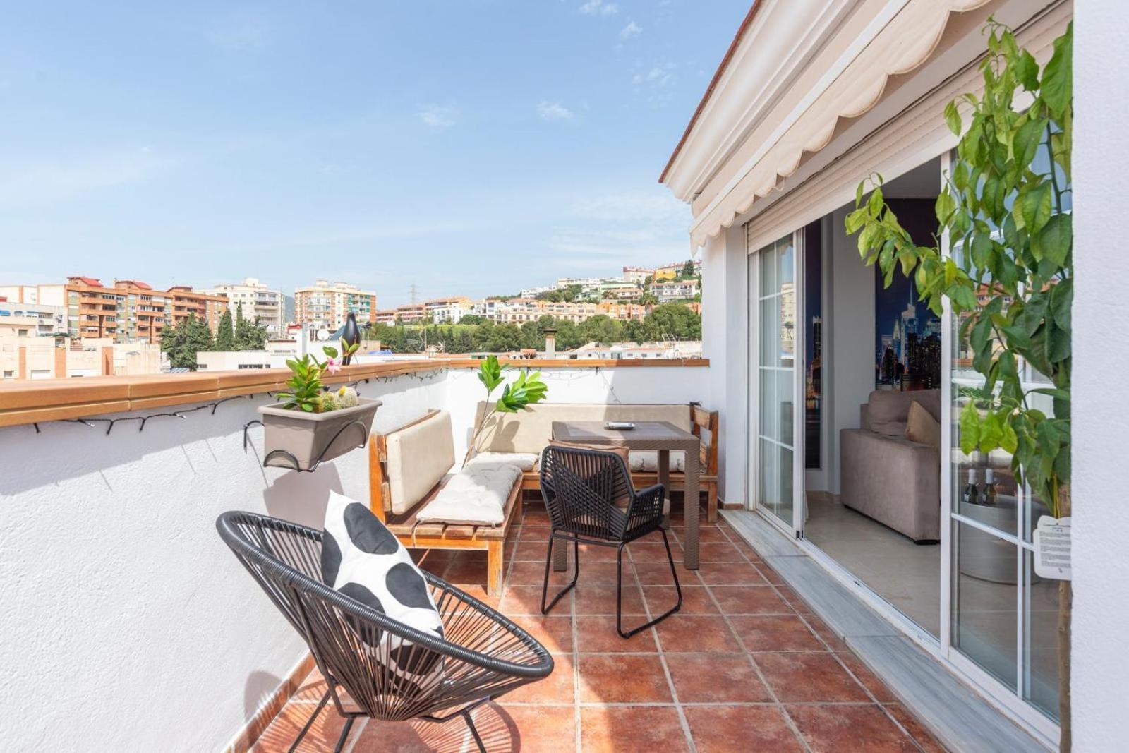 New Penthouse Gr3- Flat In Center With Cozy Terrace