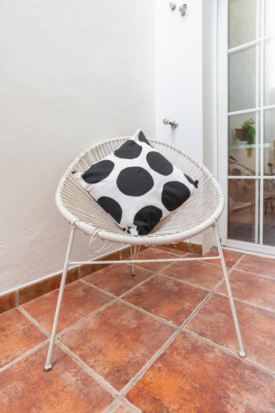 New Gr0-flat With Private Backyard In Center * Málaga