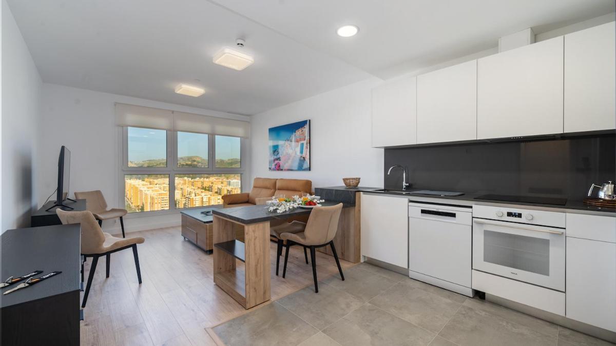 Xpce Urban 17 Skyline - Parking Free