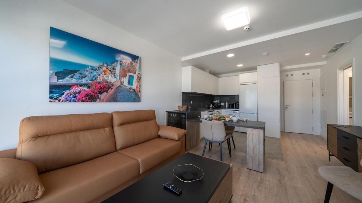 Apartamento Xpce Urban 17 Skyline - Parking Free Málaga