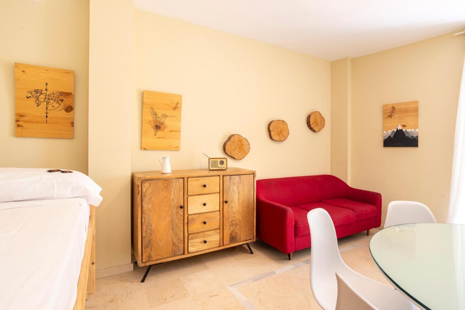 New Gr0-flat With Private Backyard In Center * Málaga