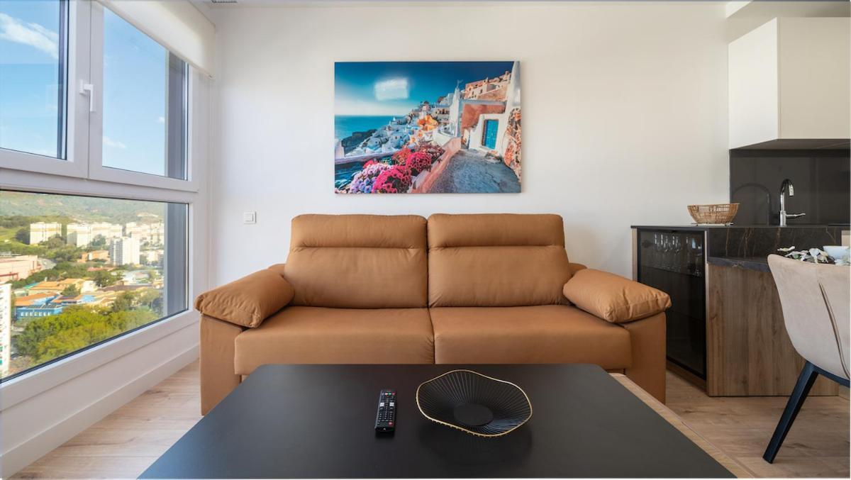 Xpce Urban 17 Skyline - Parking Free Apartamento Málaga
