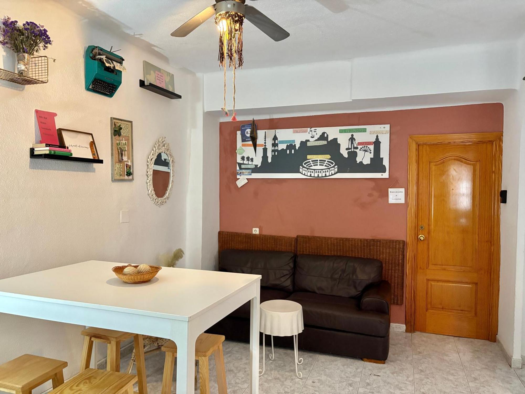 Casa de hóspedes Habitación En Calle Molino