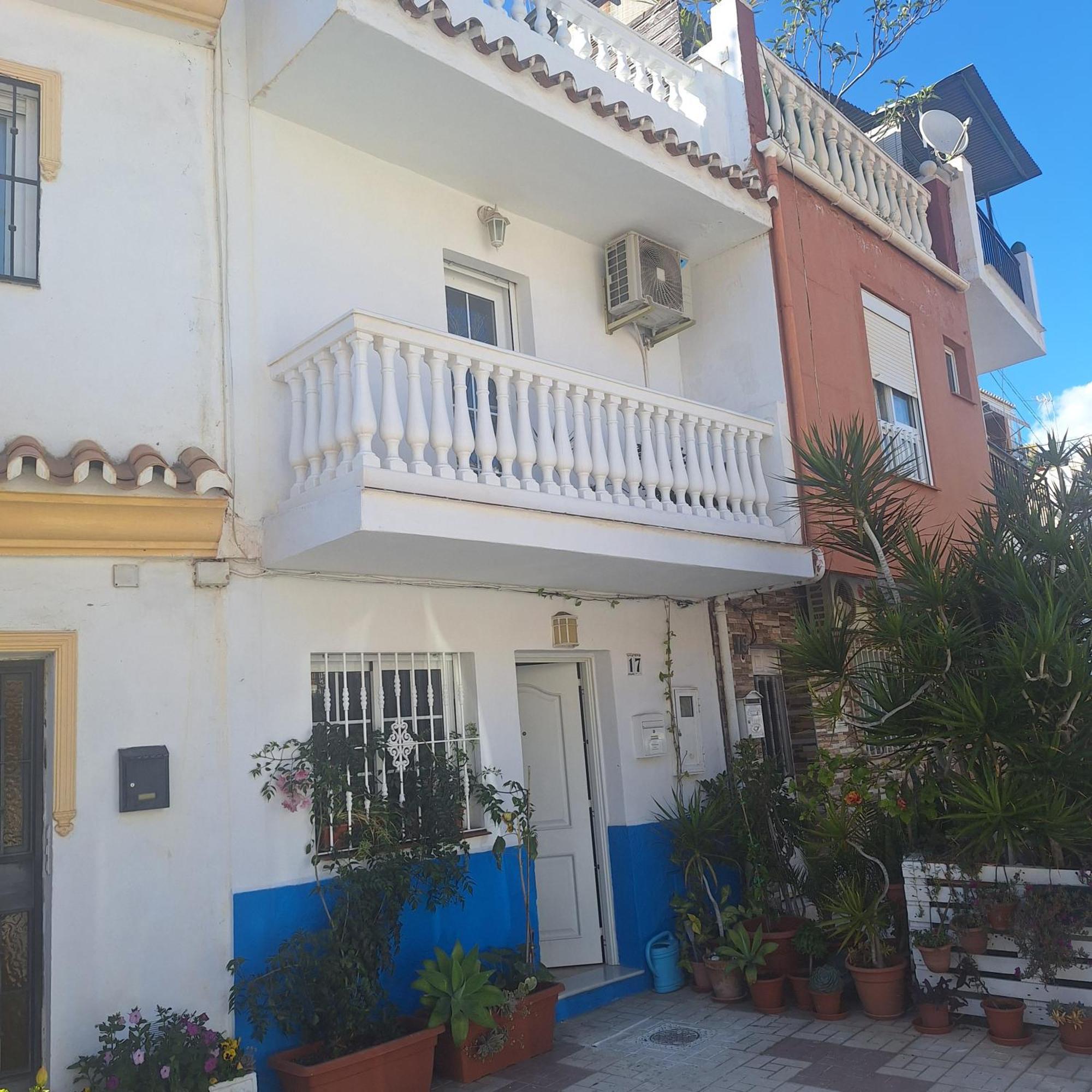 Private Townhouse With Roof Terrace Close To The Málaga